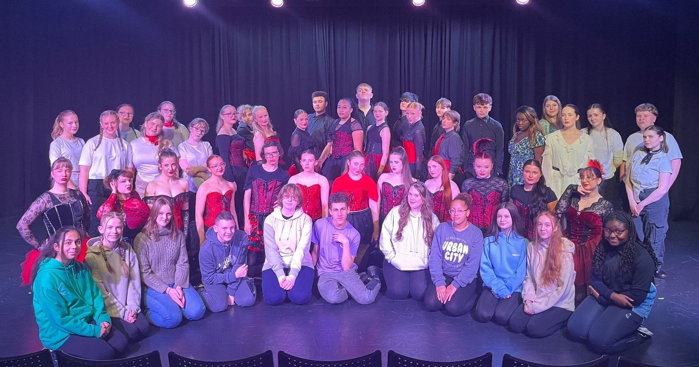 A group of 15 Musical Theatre enthusiasts visited Halesowen College earlier this week to enjoy a brilliant performance of their Winter Musical Theatre Showcase. The students performed excerpts from a wide range of musicals, and the talent on display 