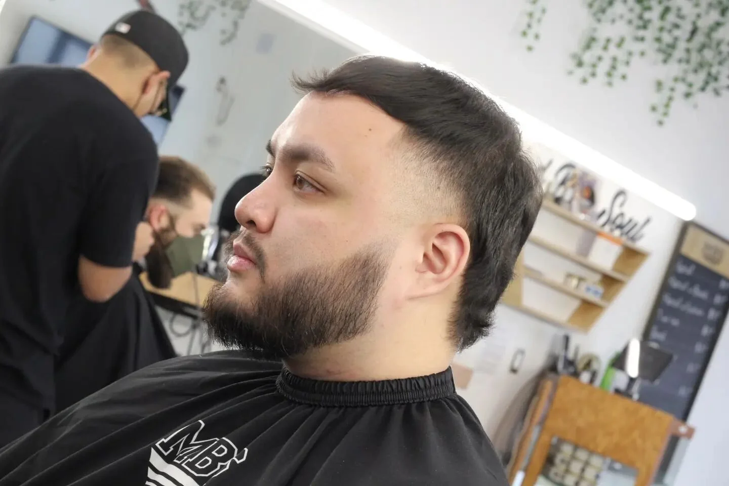 🌳Mullet Taper🌳
-
DM&bull; Book Online &bull; Call our shop www.mbscommunity.ca 1 (204) 219 -5344 #MBSBARBERSHOP #Mindbodysoul #Winnipeg #Manitoba #Winnipeglocal #winnipegbuisness #winnipegmanitoba #winnipegbarber #winnipegbarbershop #barbershopconn