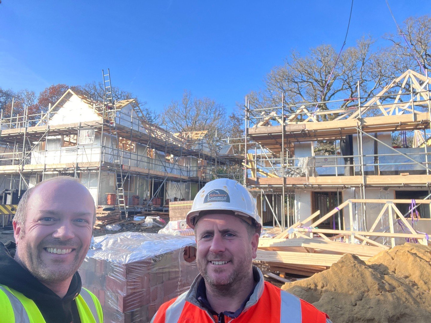 Great to have @athertonsdevelopmentsltd visit us on site today. 

Always good to have other local developers on site and share experiences.

#investing #finances #markets #money #connections #estateagents #propertydevelopment #propertydeveloper #prop