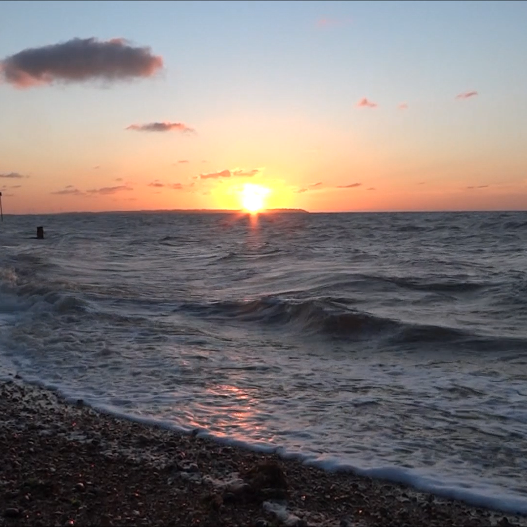 ON EDGE 5: The Sea - a meditative short film