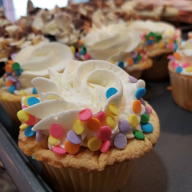 Confetti Cupcakes are in store and on the truck today!!