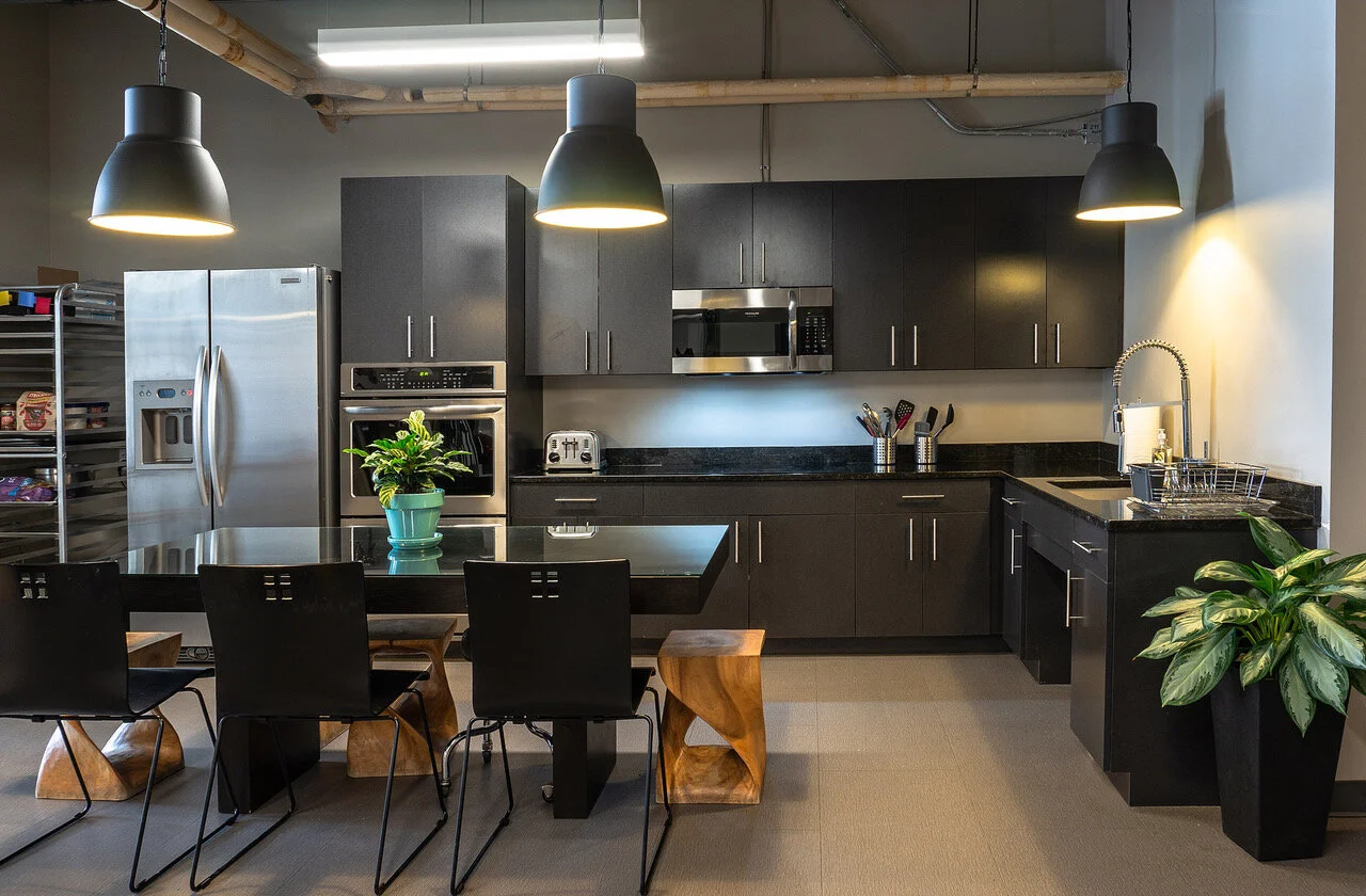 StudioCafe_Kitchen2.jpeg