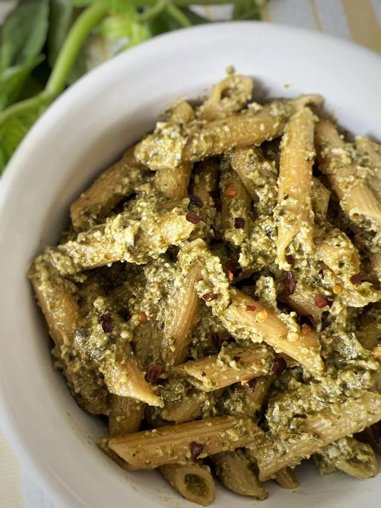 AD- Pasta con Pesto de Coco — The Building Mom