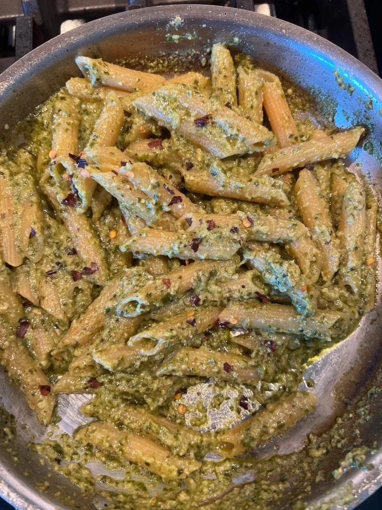 AD- Pasta con Pesto de Coco — The Building Mom