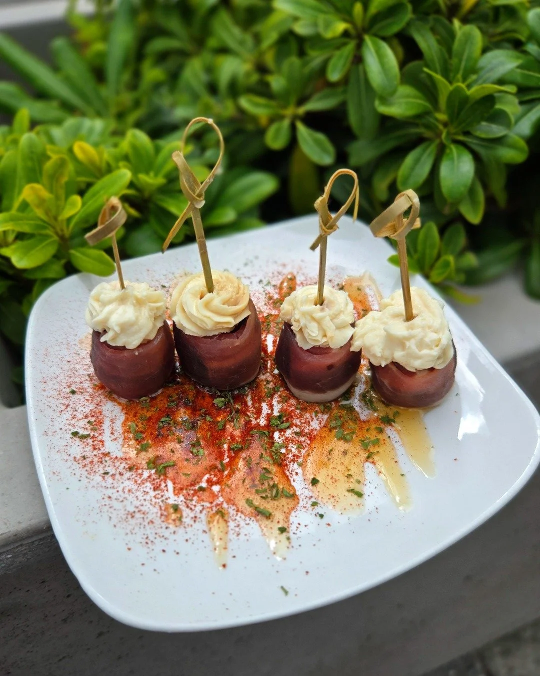 Get figgy with it! Our Serrano-Wrapped Figs feature four marinated black mission figs, serrano ham, goat cheese and local honey 😋