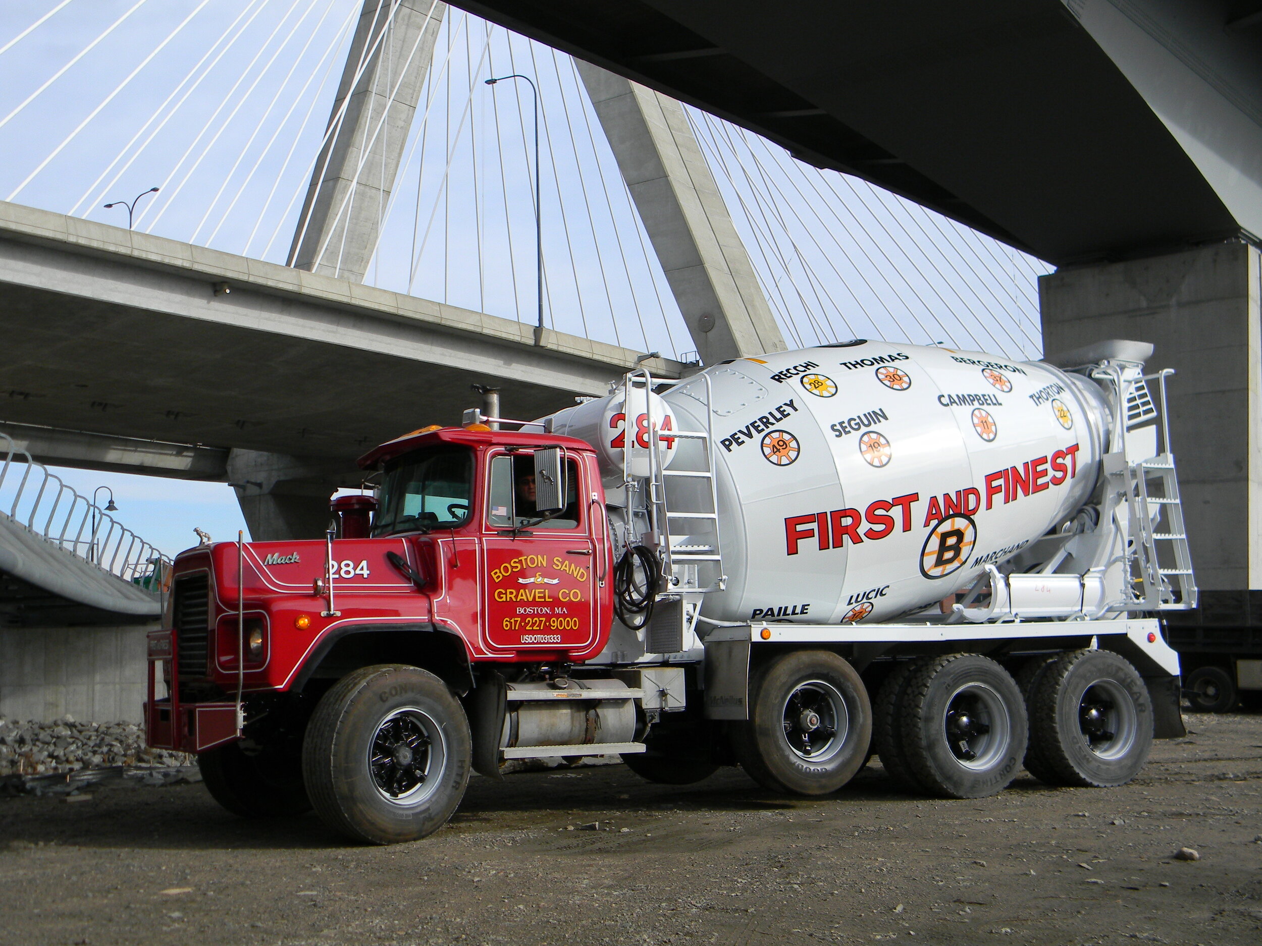 Bruins truck.JPG