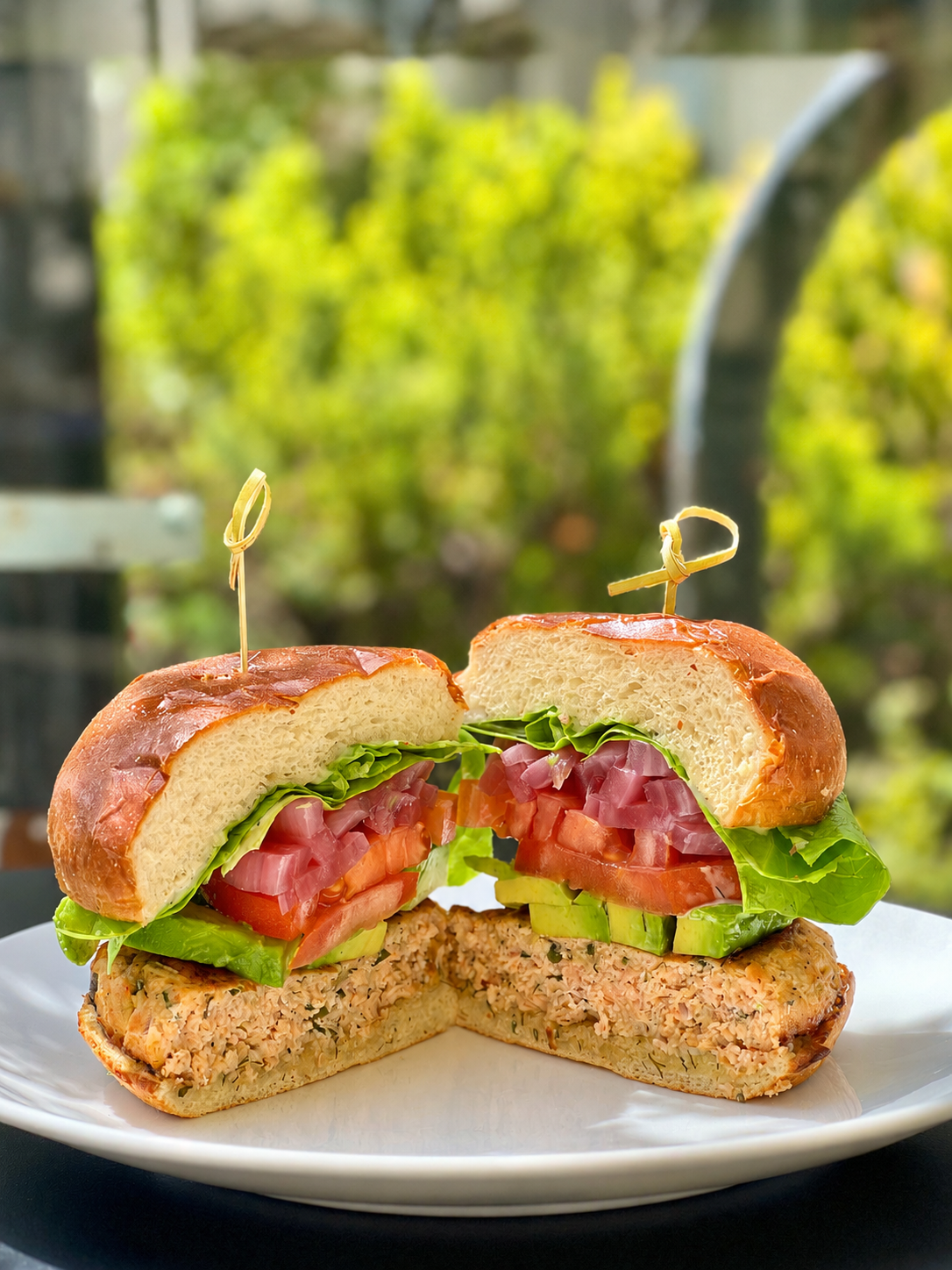 Salmon Burger.png