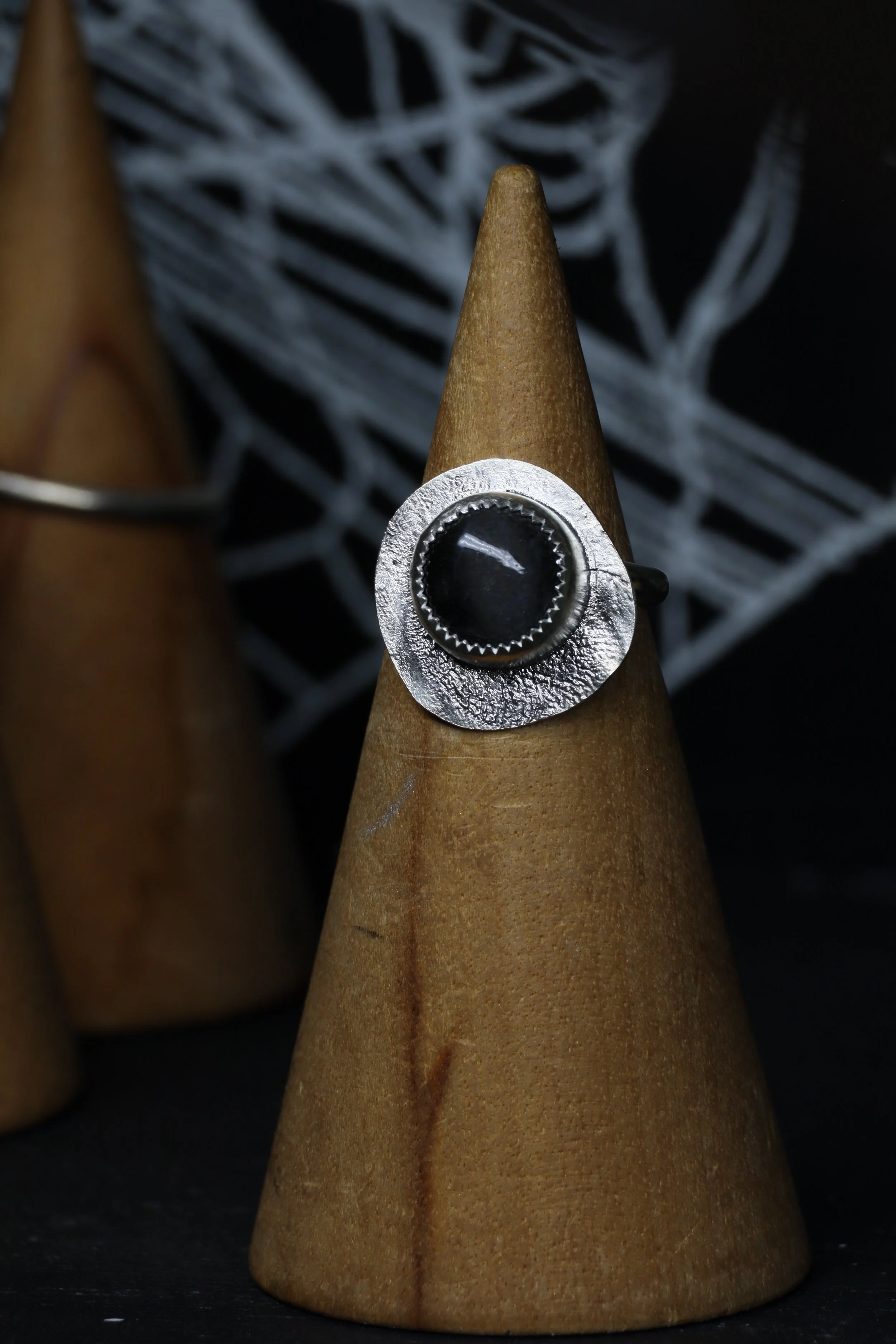 Kornerupine Ring