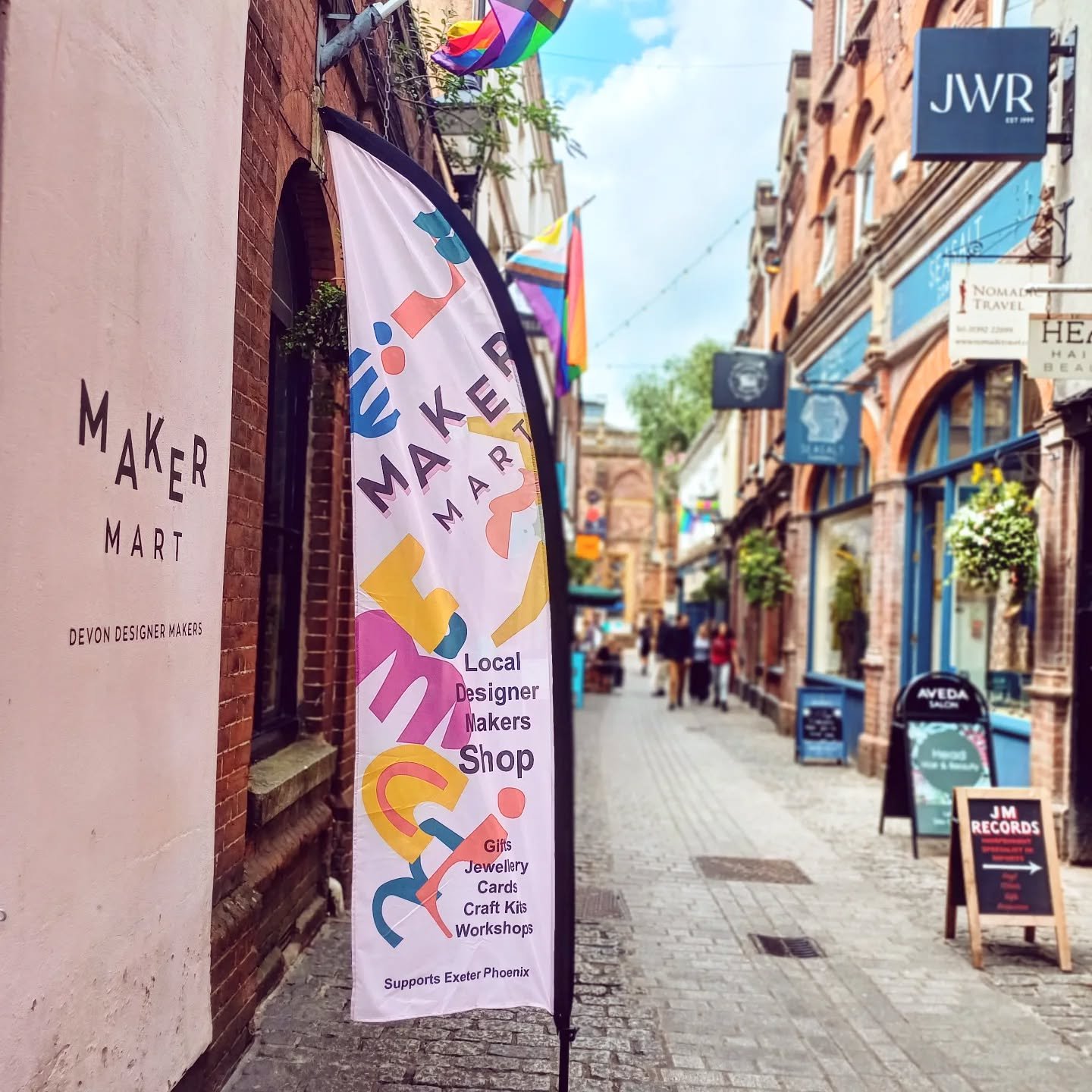 Our lovely flag standing tall and proud today on Gandy St 🫶

#exeterlife 
#exeterindependent 
#exeter
#makermartexeter 
#shopindependent 
#inexeter