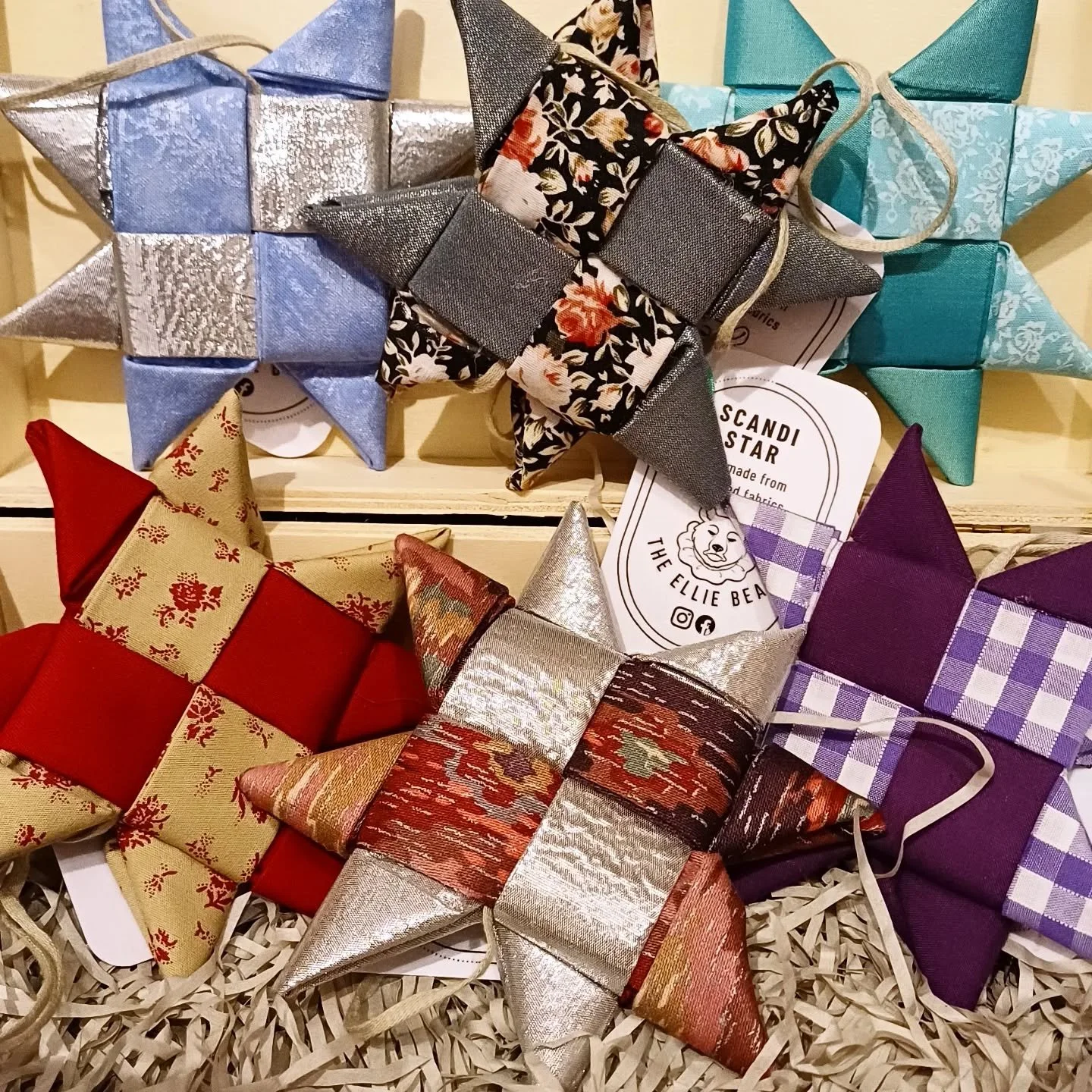 We've had some truly gorgeous stock in this year (and barely any time to show you on here!) 

Here's some cute fabric Scandi stars hadmade in Exeter! @the_ellie_bear 😍

We're back open Dec 29th at 11am. Happy Xmas!!

#handmadeindevon 
#handmadewithl