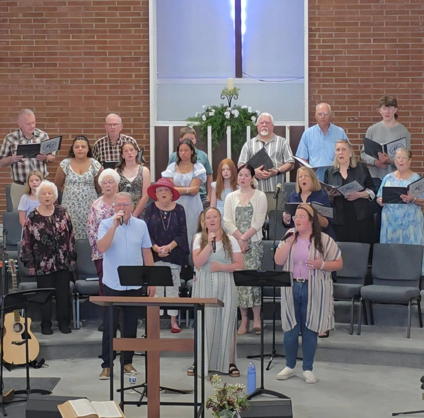A choir full of voices and a room full of worship 🎶🙌
Sundays together are such a gift.