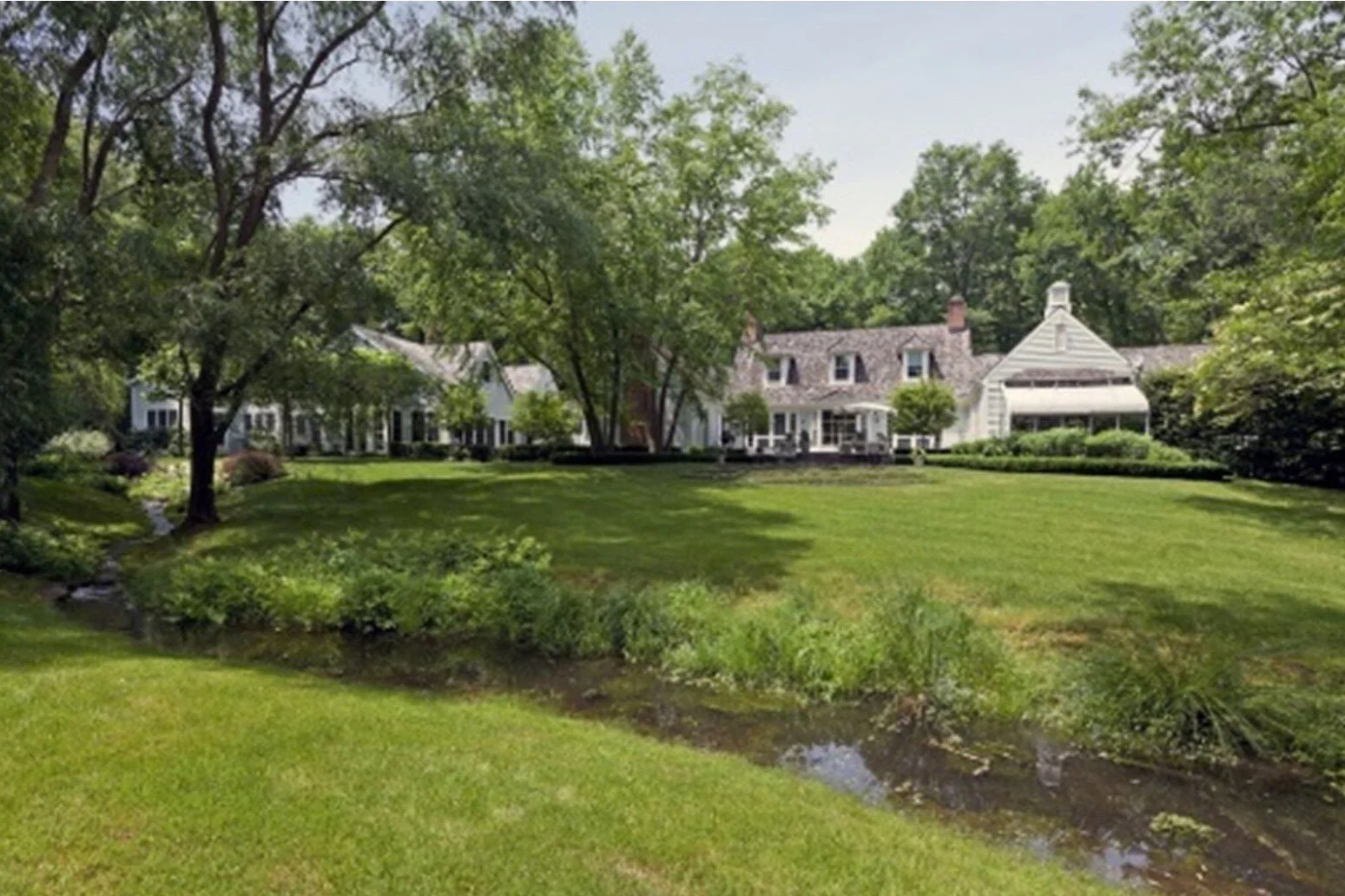 Slide2 - 4MP Web.jpg