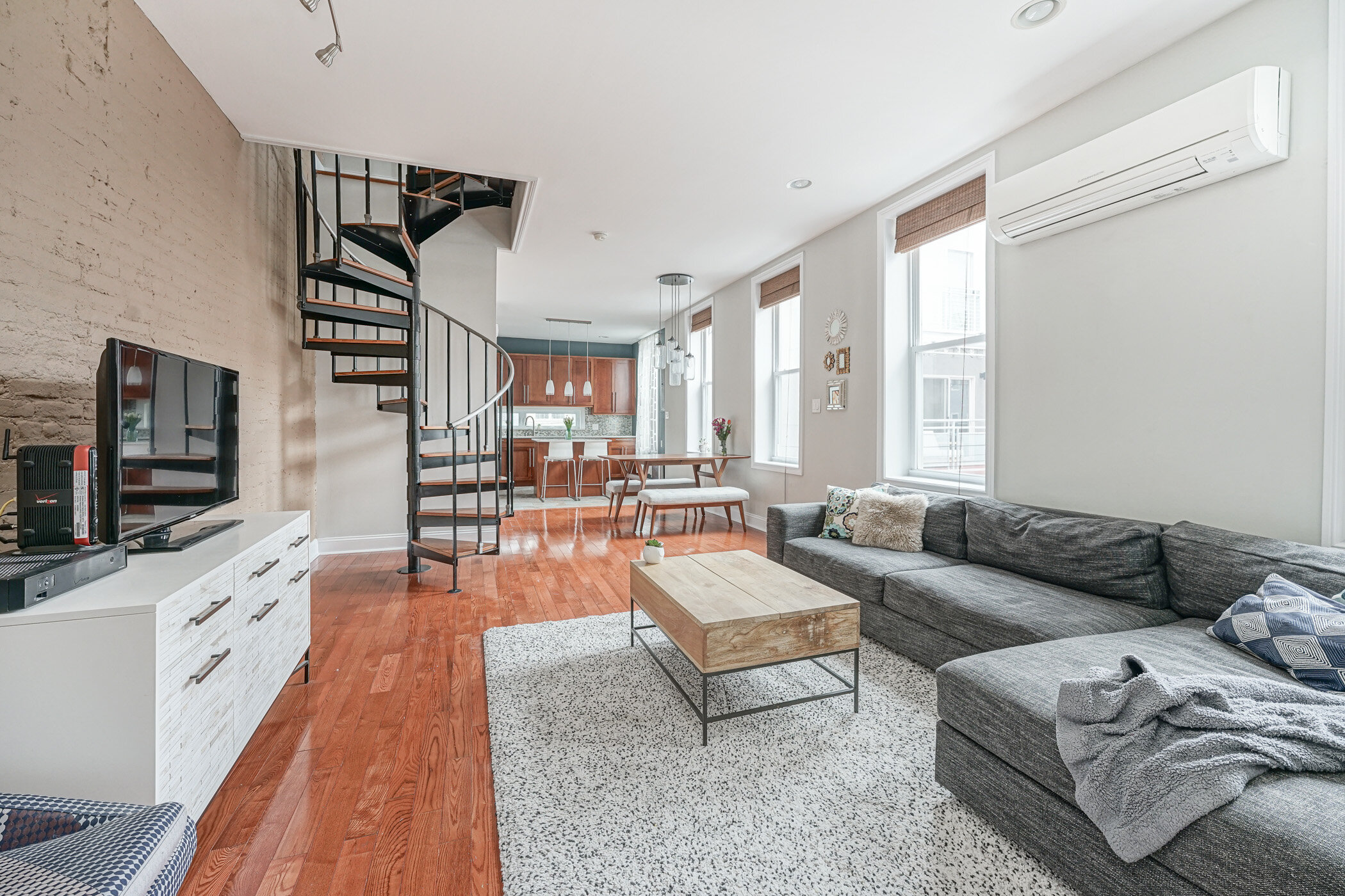 Just Sold in Spring Arts - 1111 Mount Vernon St. #3