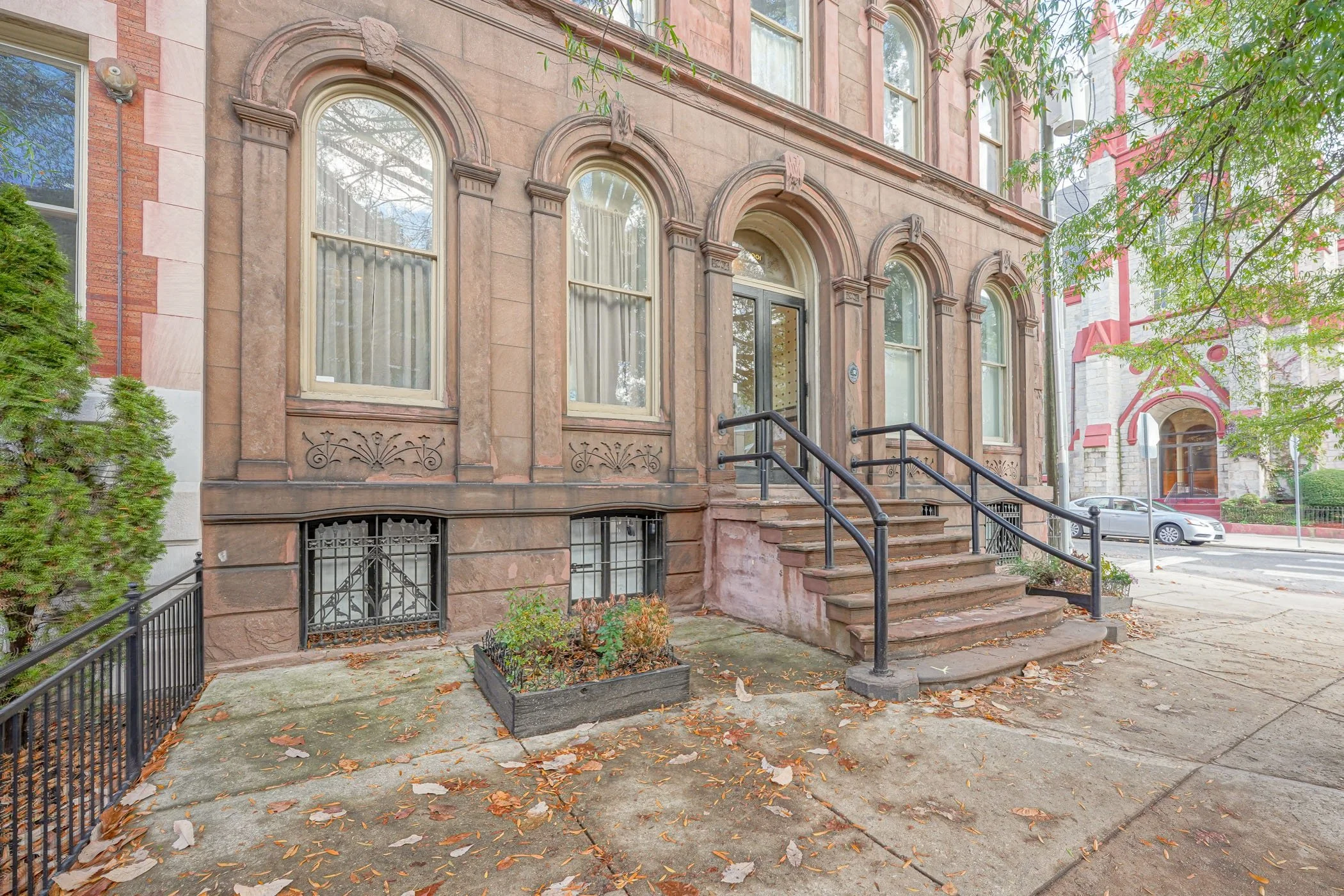 Just Sold in Fairmount - 1901 Green St. #7