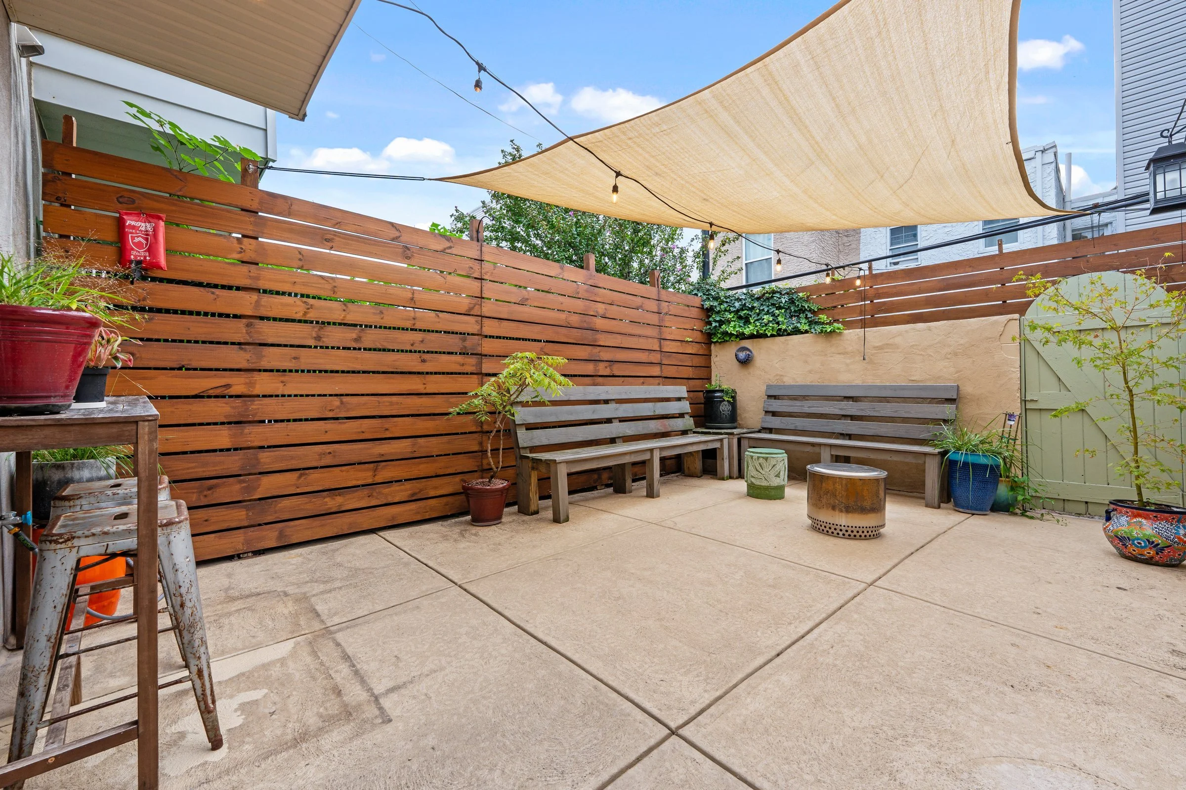 Under Contract | 1318 S. Garnet Street | Point Breeze