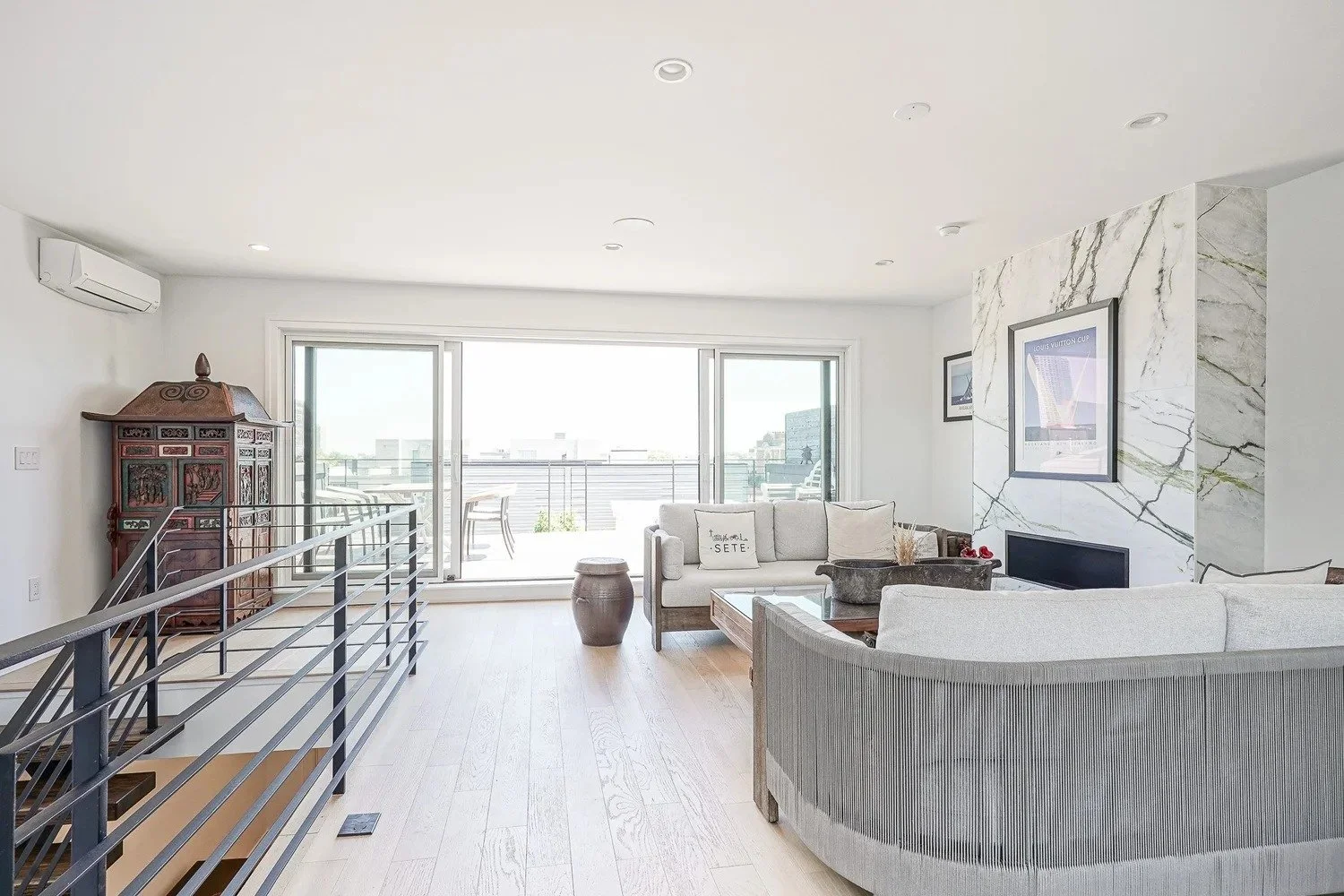 22-Foot-Wide Living with 2-Car Parking in Bella Vista