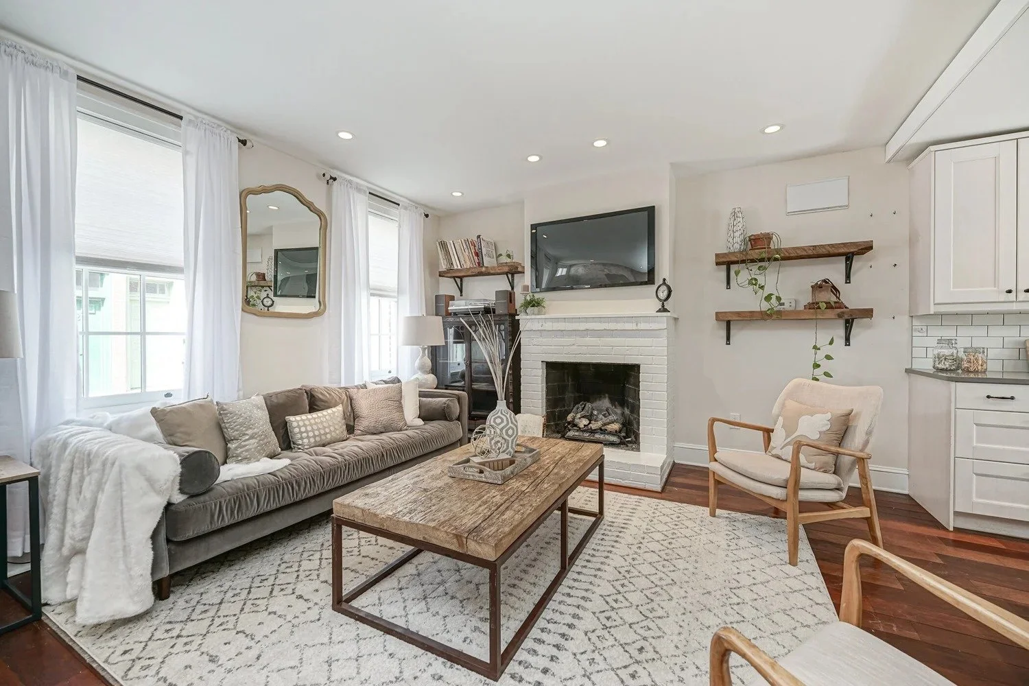 Sold | 523 S. Juniper Street | Washington Square West