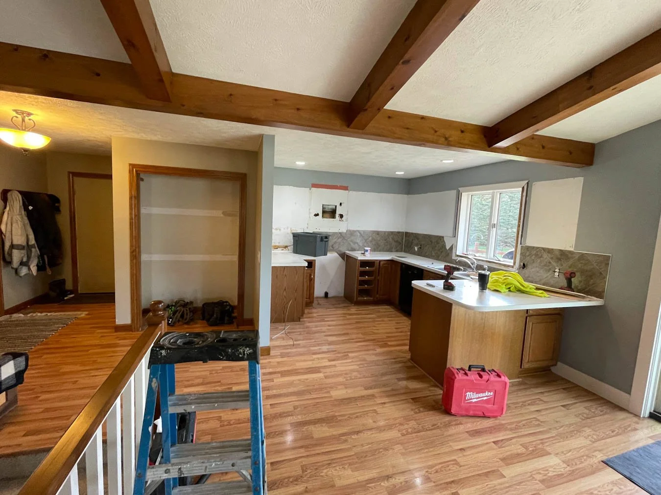 kitchen-remodel-before.jpg
