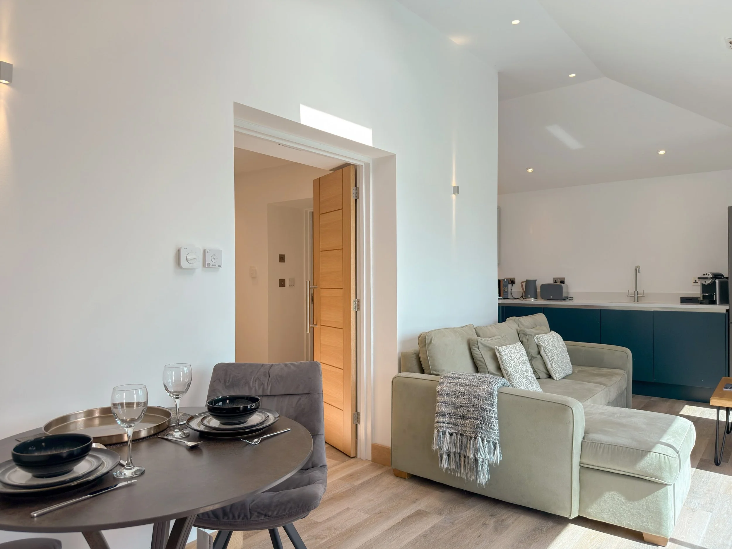 Living and dining area of Little Gem