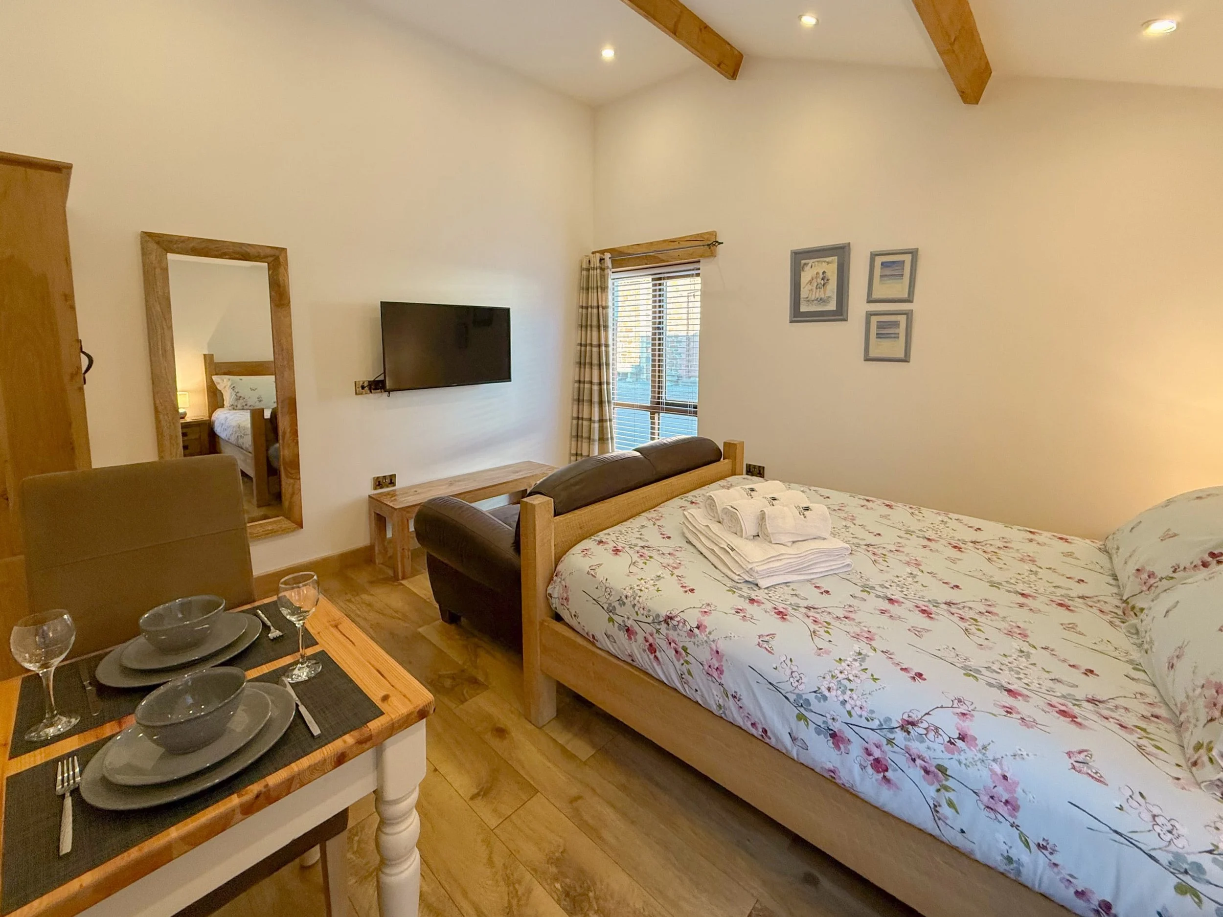 Compact bedsit apartment for two