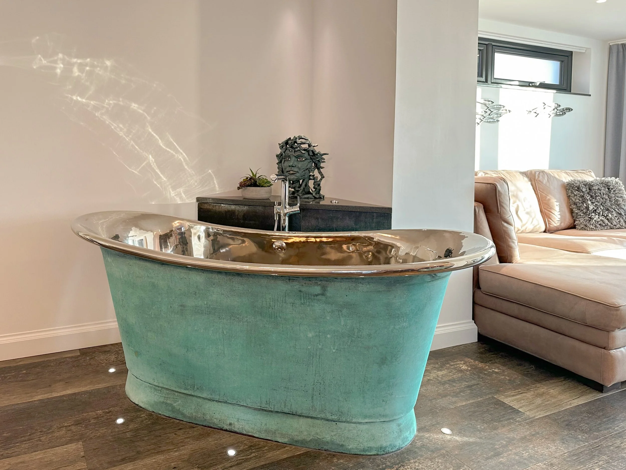 Verdigris air-spa bath in Silver Sea