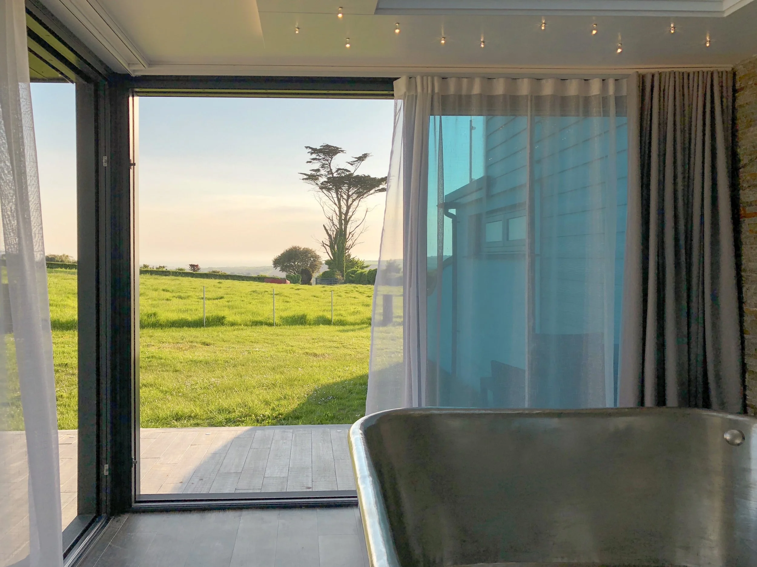 Sun Seeker bath area with sliding doors