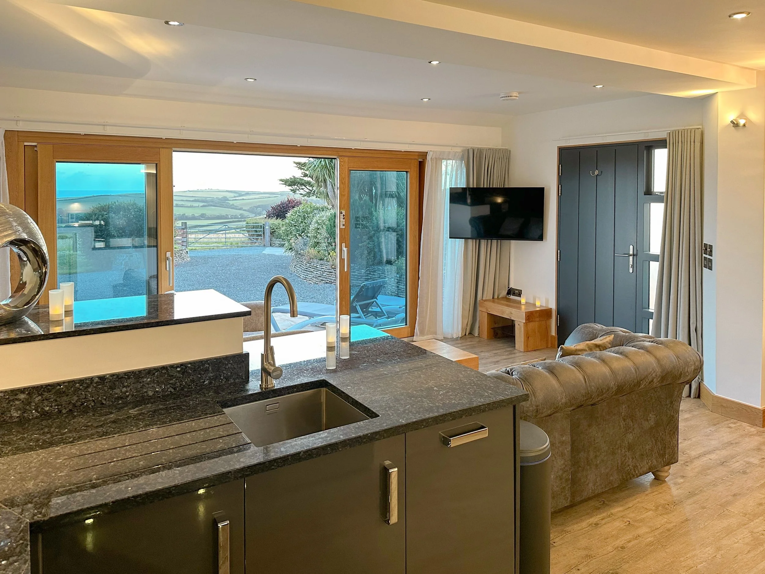 Blue Pearl granite worktop in the kitchen