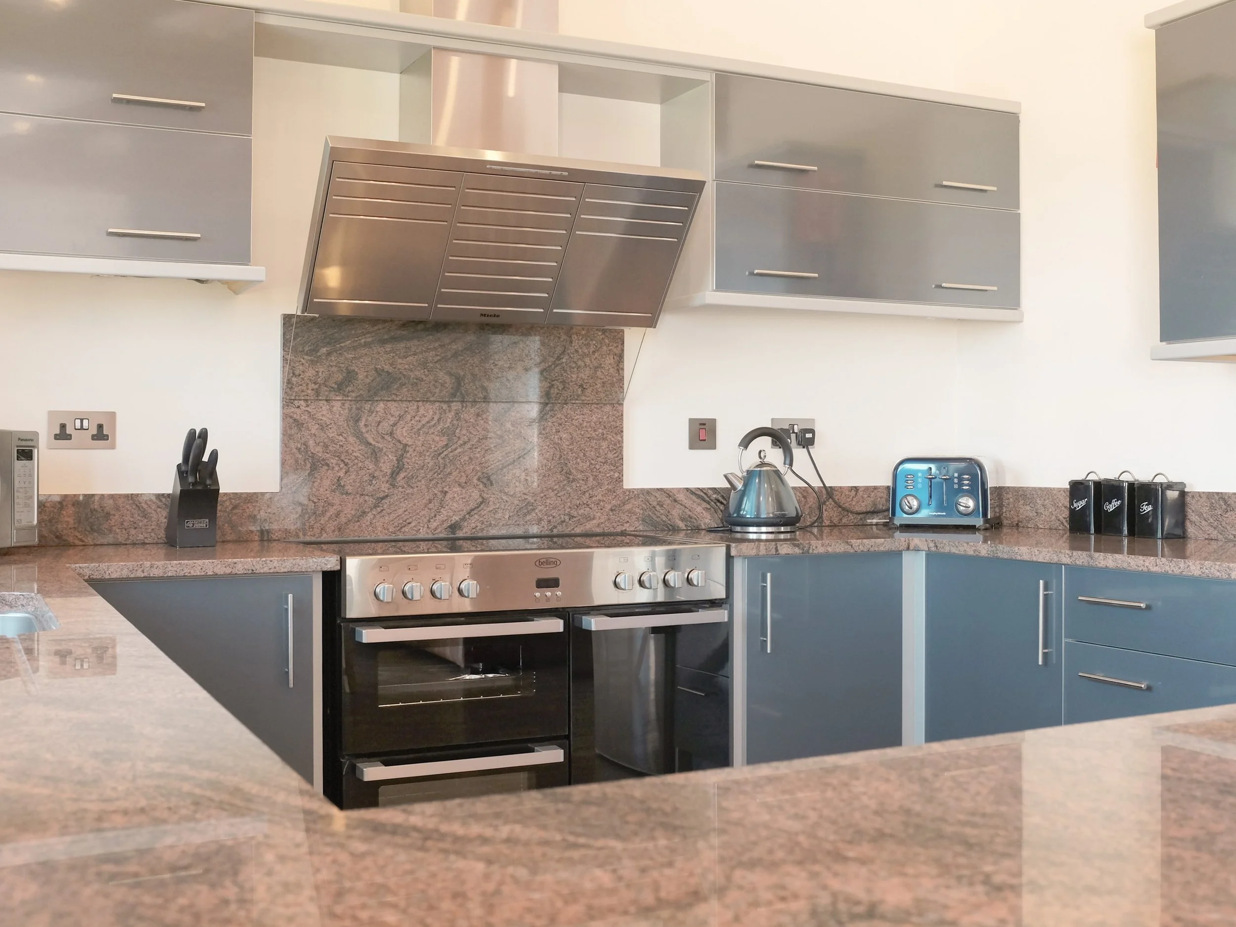 Kitchen with double cooker