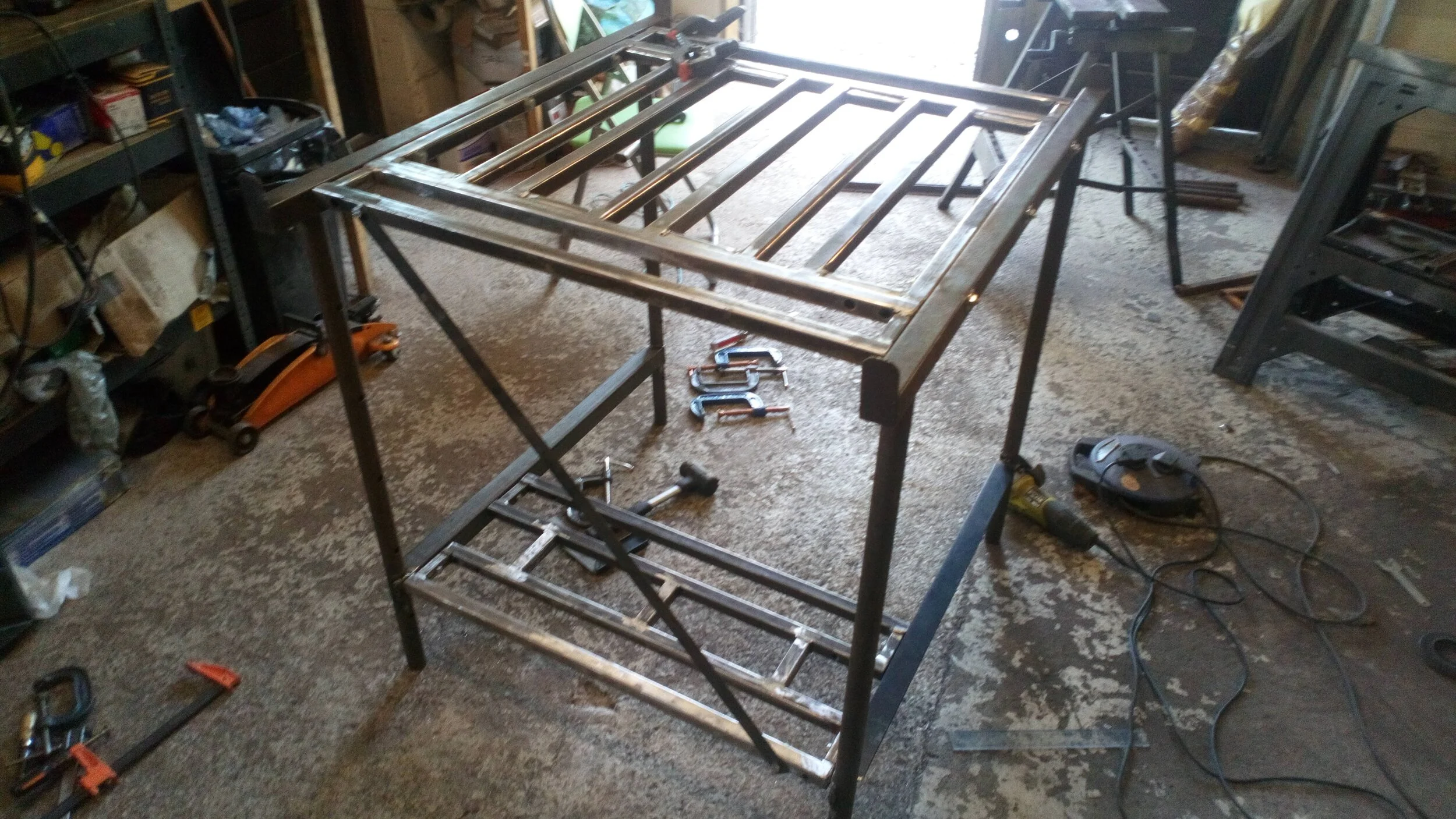 Making A Welding Table From Scrap Metal. Part 1.