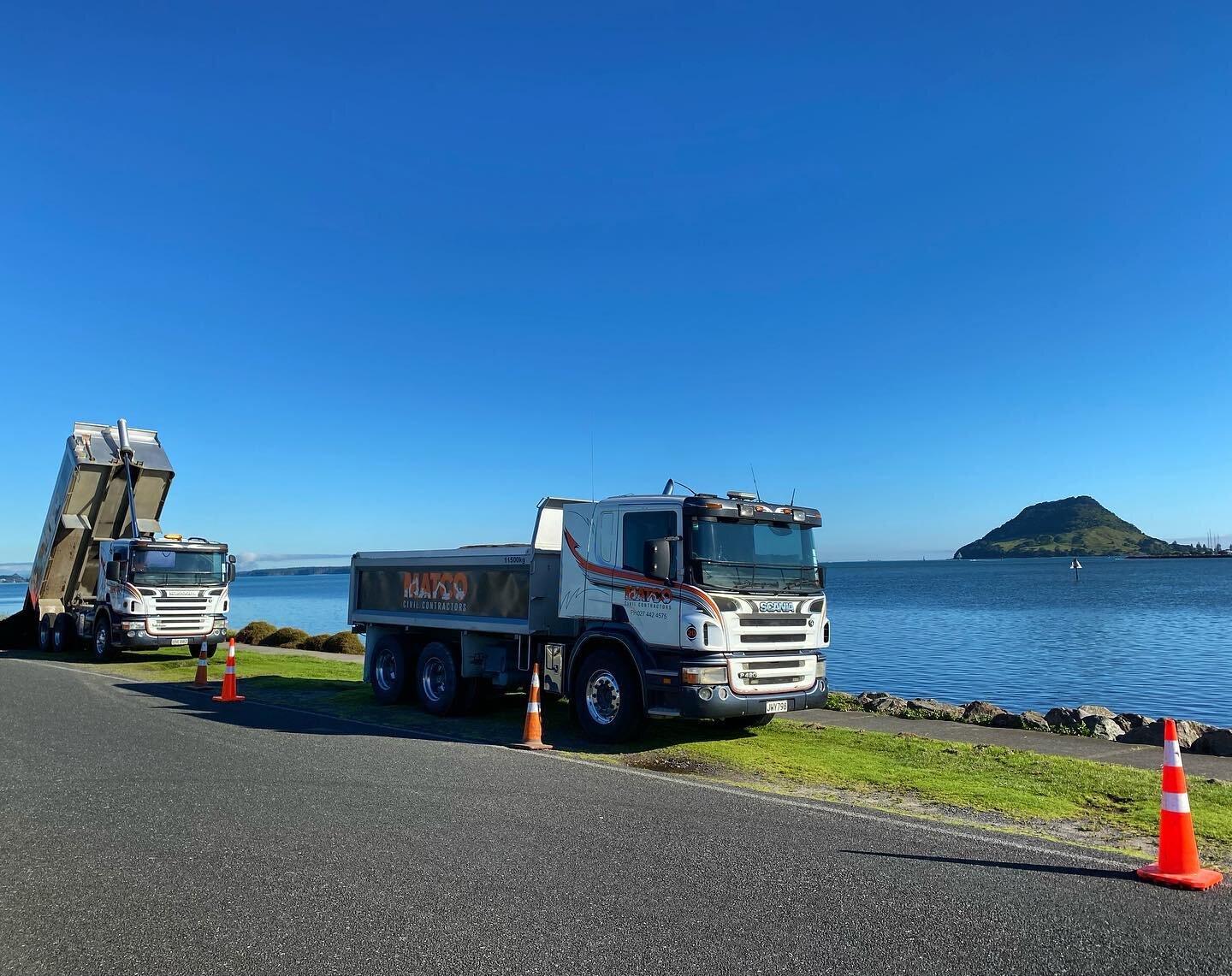 Beautiful day in the bay today (we&rsquo;re sick of the rain) our Truckies getting it done in a picturesque spot today. #matcocivil #scanianz