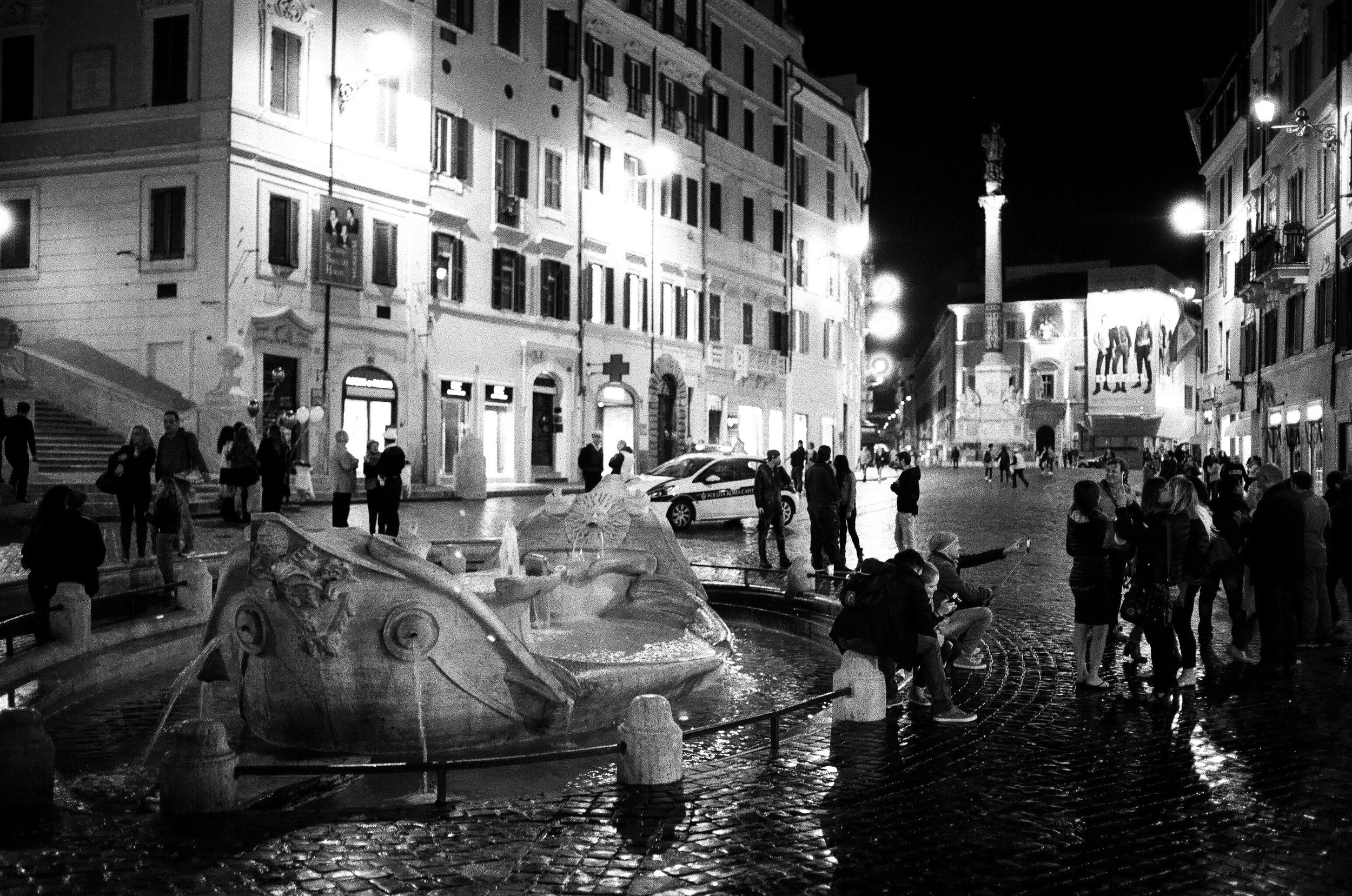 Meet me at Fontana della Barcaccia