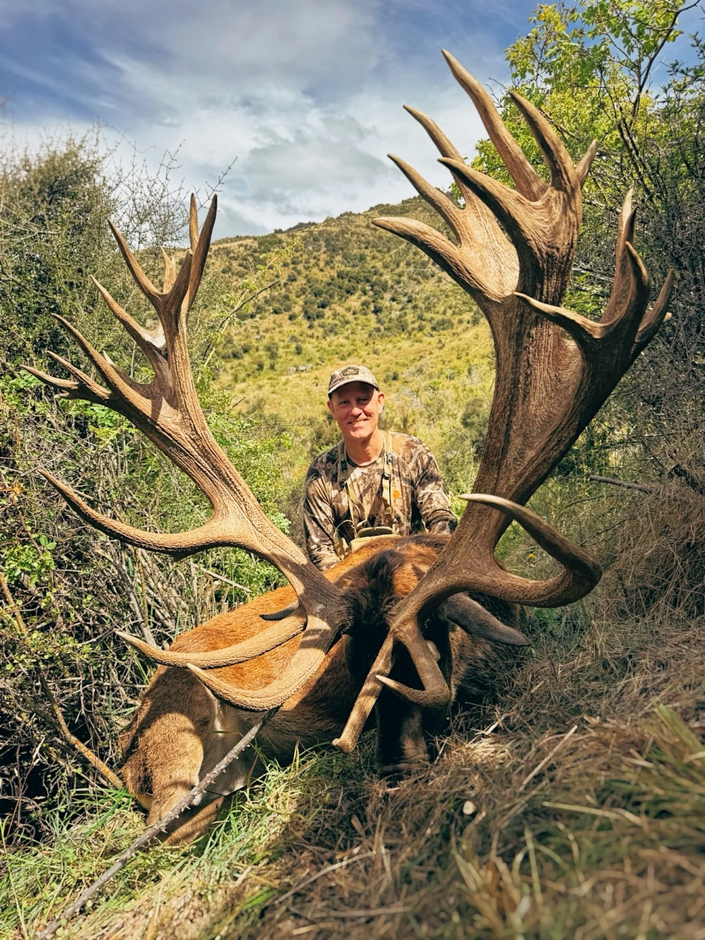Another beautiful early season stag! We&rsquo;re just getting started! 

#exclusiveadventuresnz #newzealandhunting #staghunting #redstag #bigbuckdown @nzhuntguide