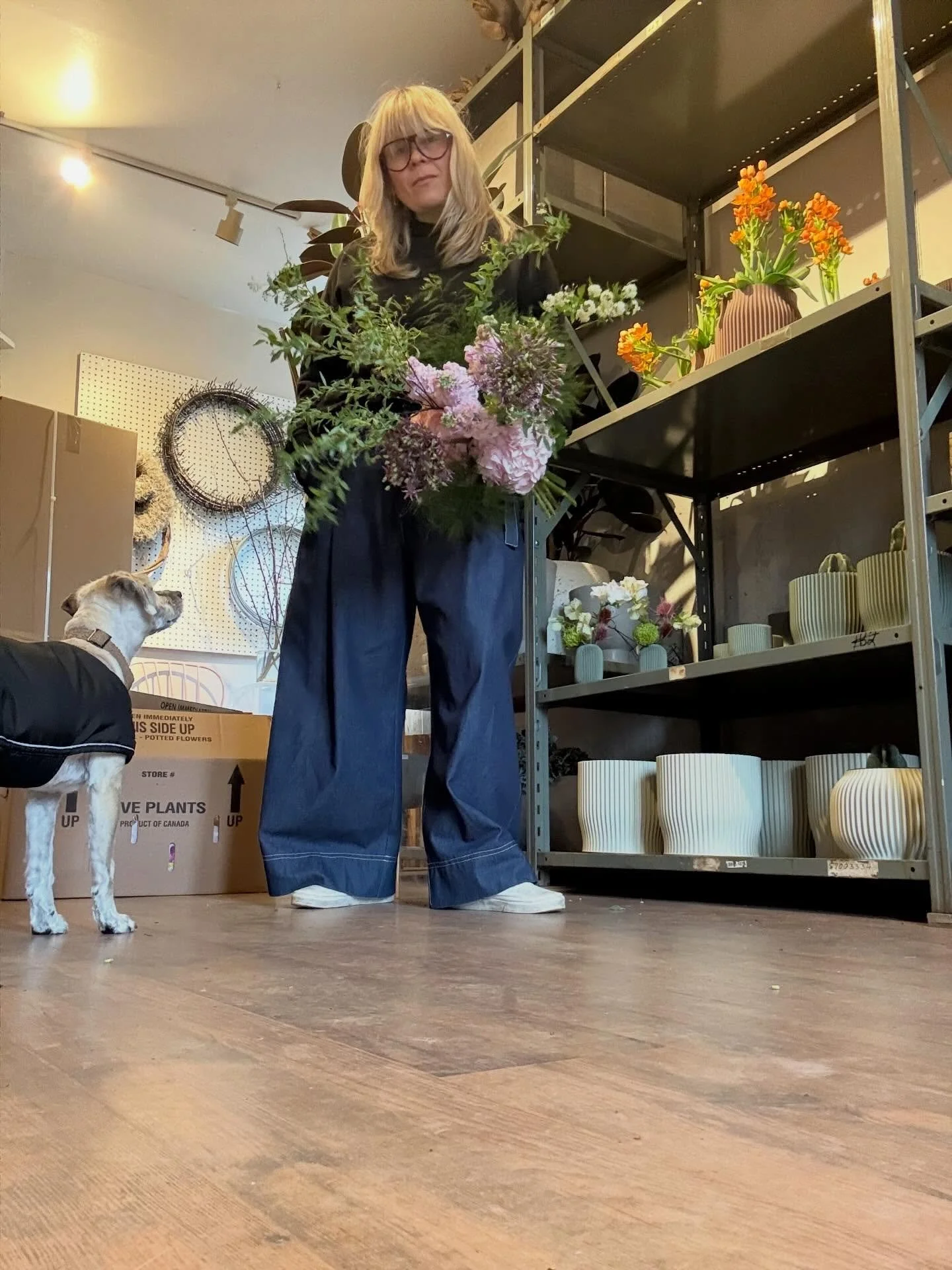 APRIL!!!! 
Next stop is Mother&rsquo;s Day! Starting to think of how to say&hellip; thank you mom? Maybe an all year around flower subscription? Once a month, every other week or weekly options are available starting at $75. What do you think? Great,