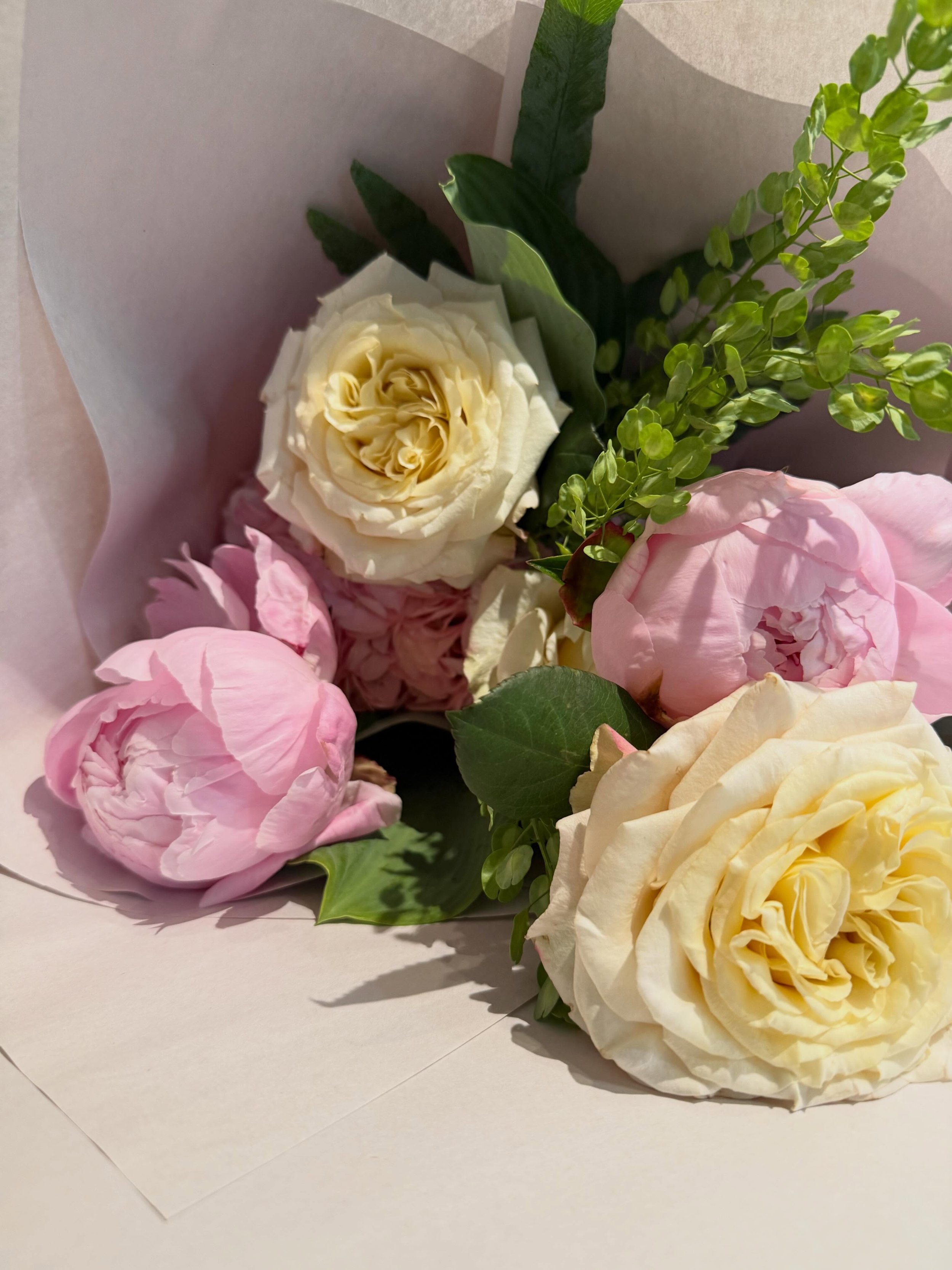YES, I still create hand-tie bouquets. Every day except Sunday and Monday ;)