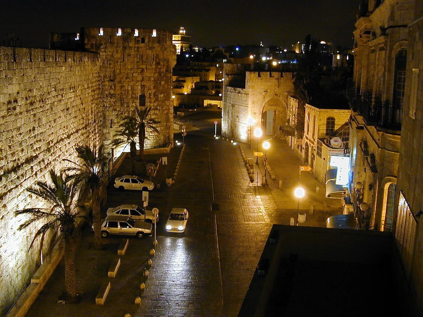 Jaffa Gate plaza, tb032301202.jpg