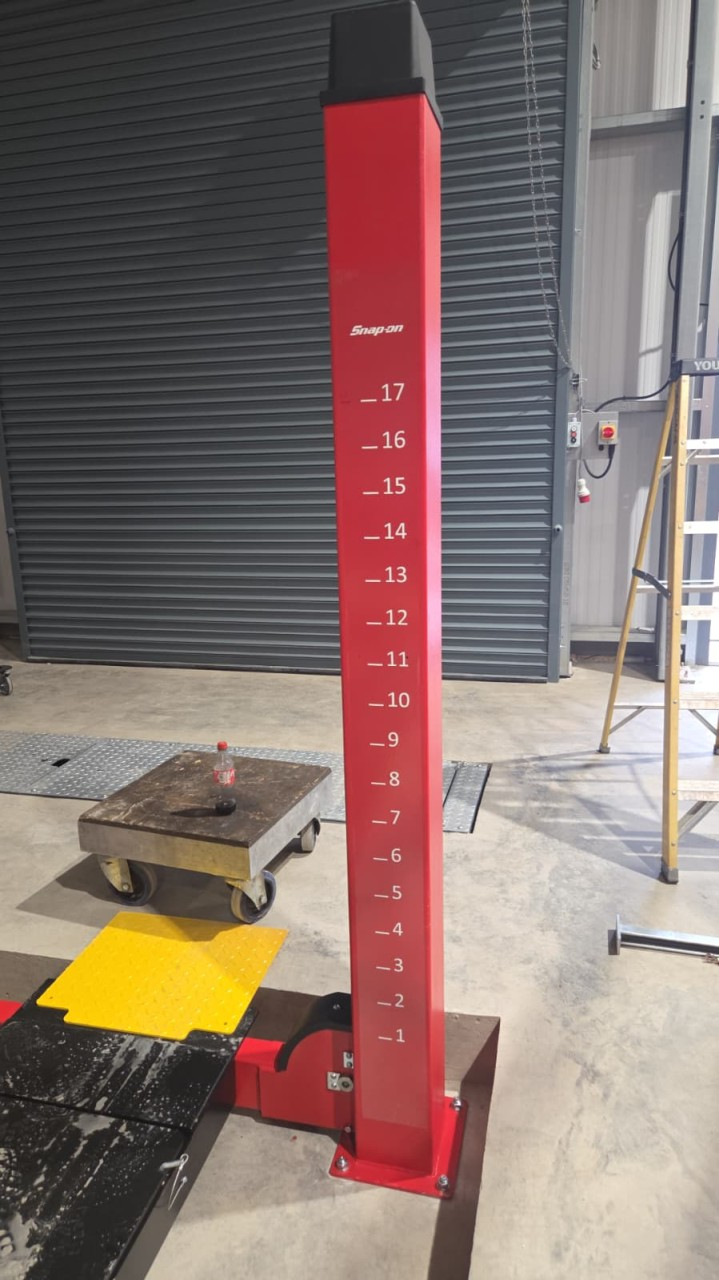 SnapOn Vertical Lift Sticker