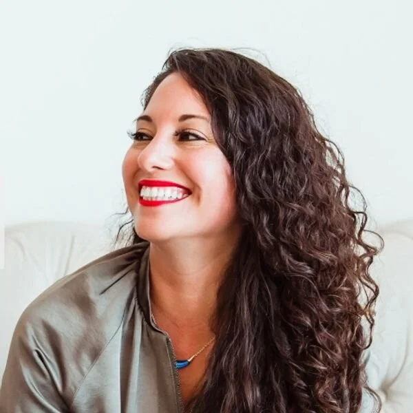 033: Wellness Speaks With Dr. Mariza Snyder