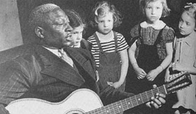 Bob Dylan once referred to Lead Belly as "one of the few ex-cons to ever record a successful children's album."
