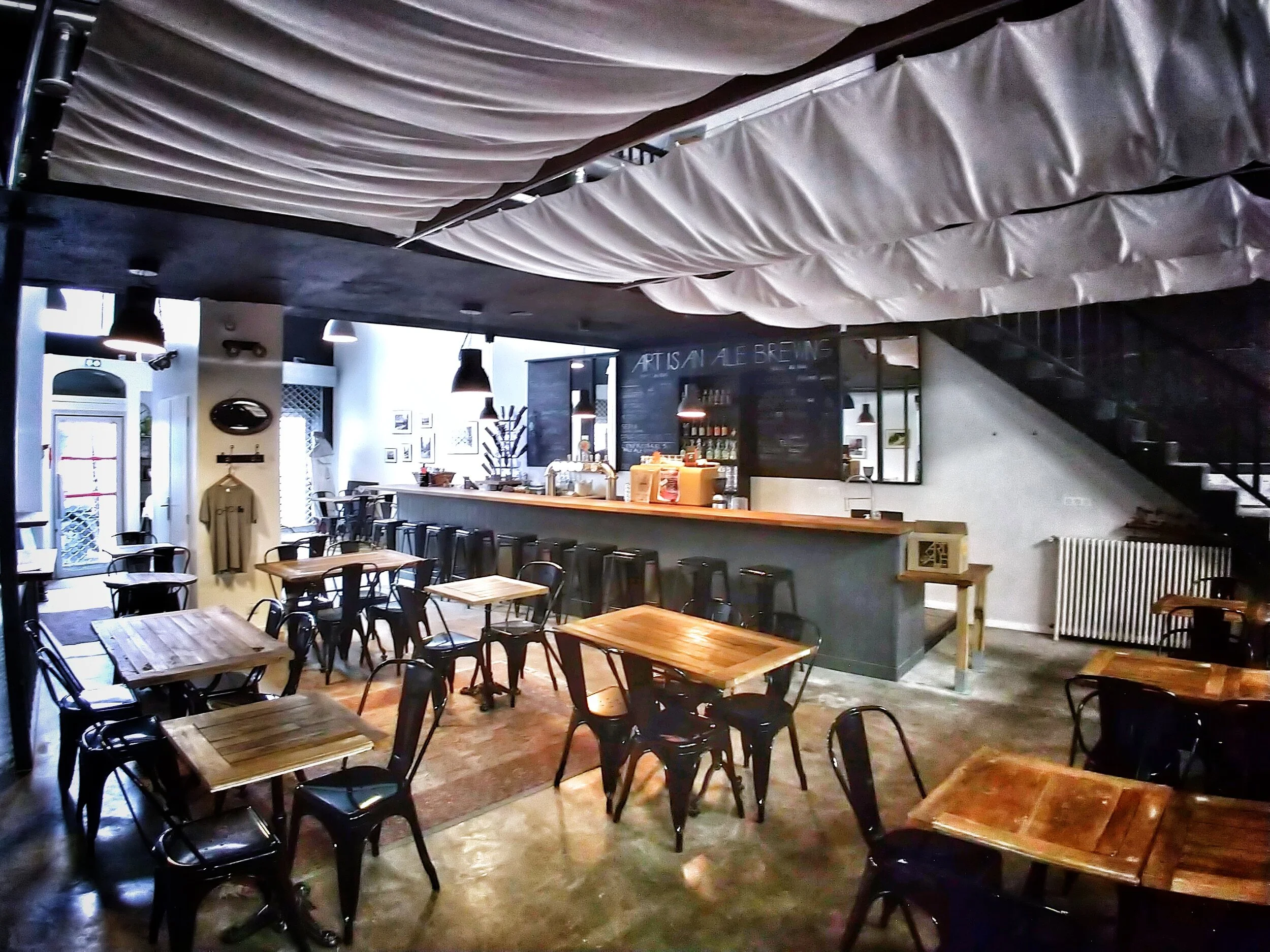 bar-interior.jpeg