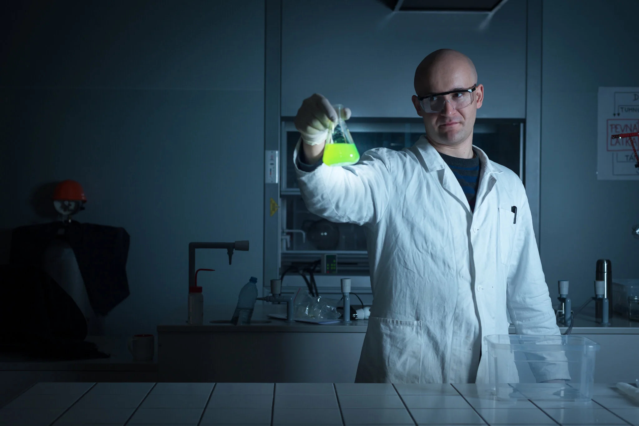 Quirky: These Scientists Will Help you Escape Lockdown