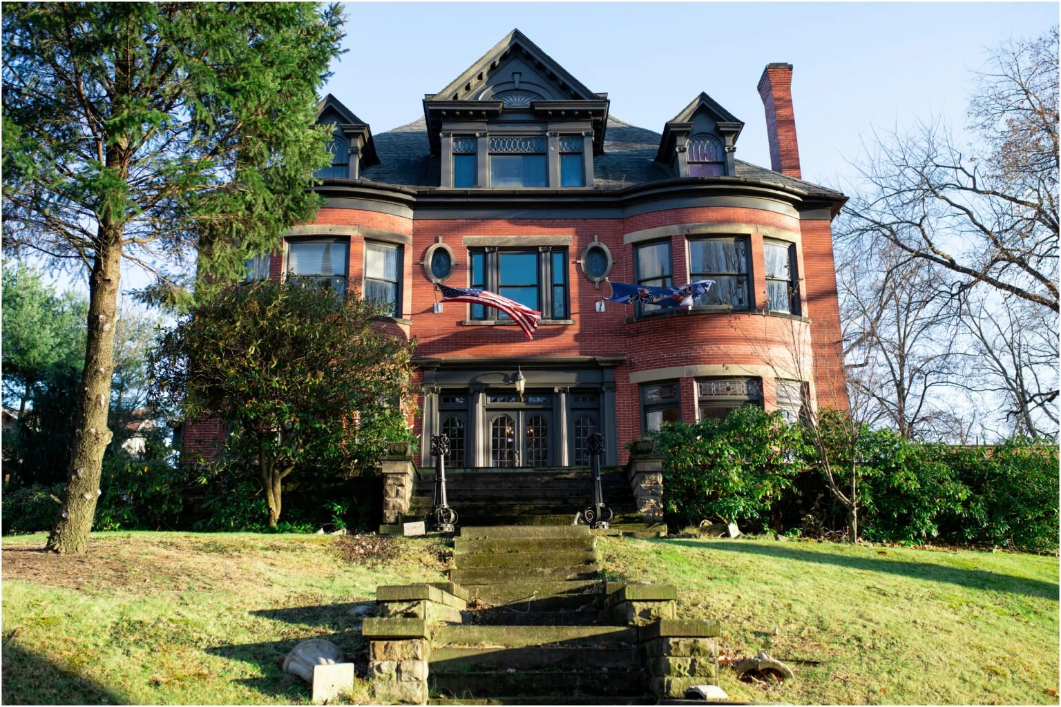 signiture hill building photo.jpg