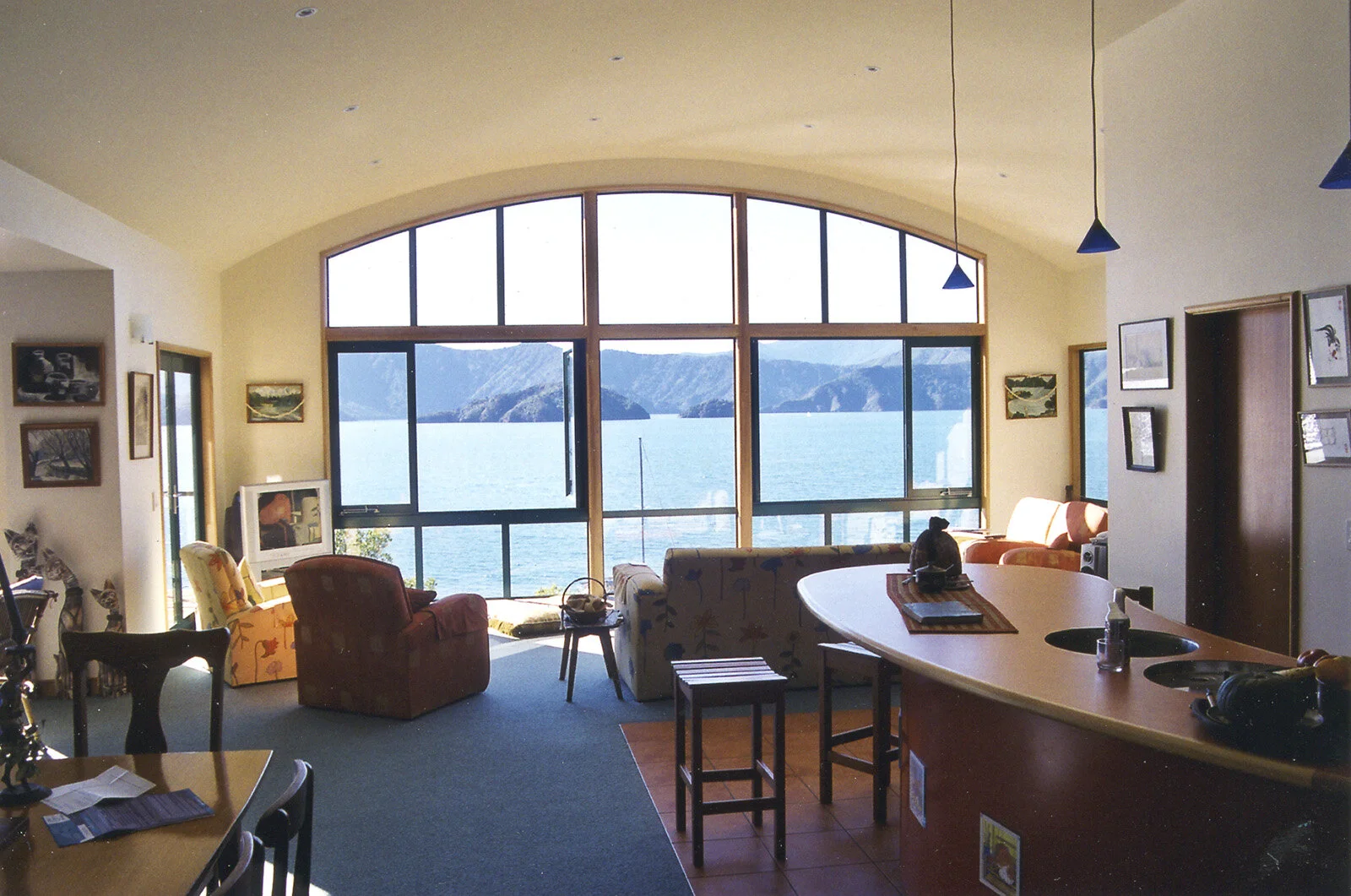 Sunshine Bay House.jpg