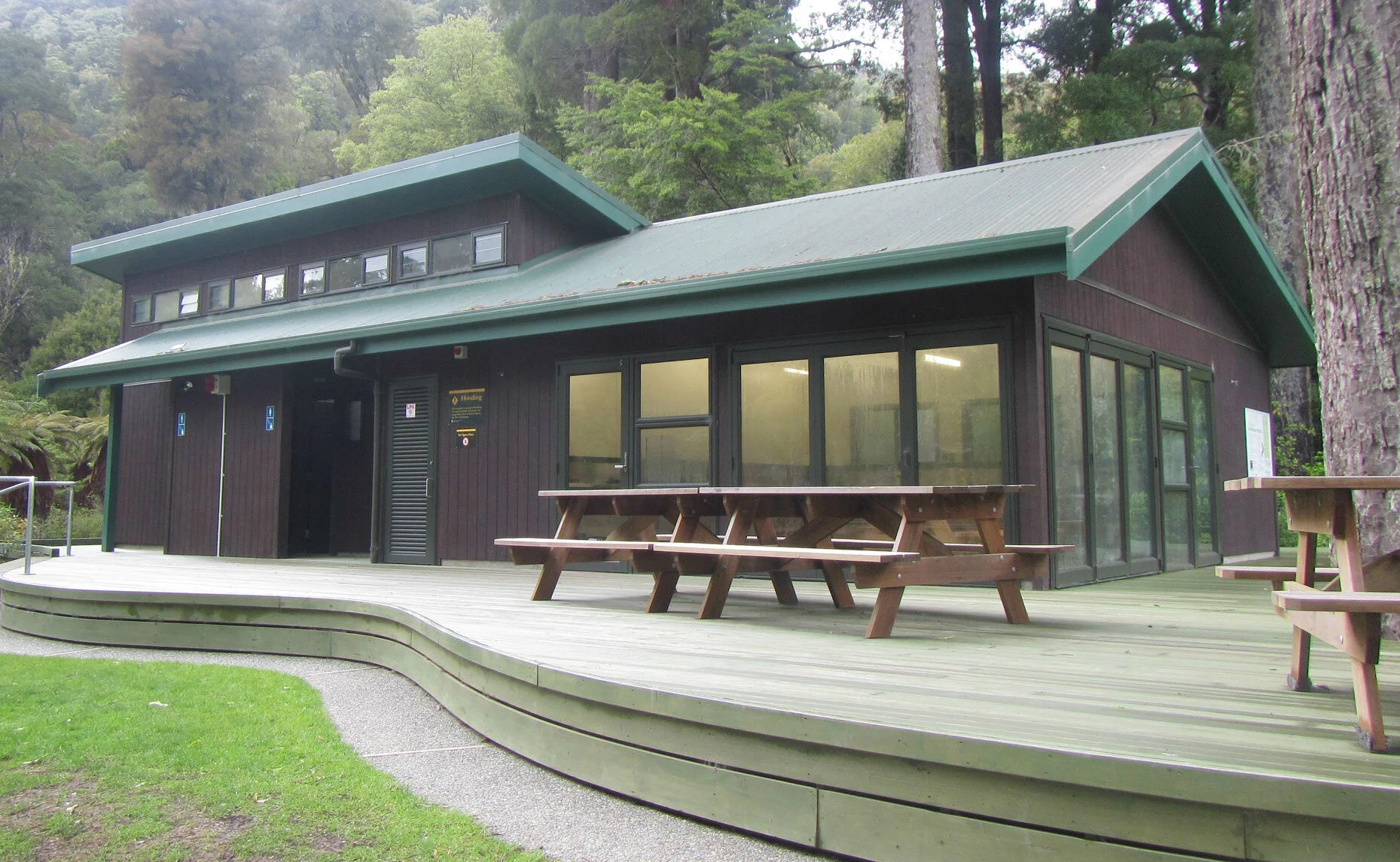 DOC Camping Ground Pelorus Bridge