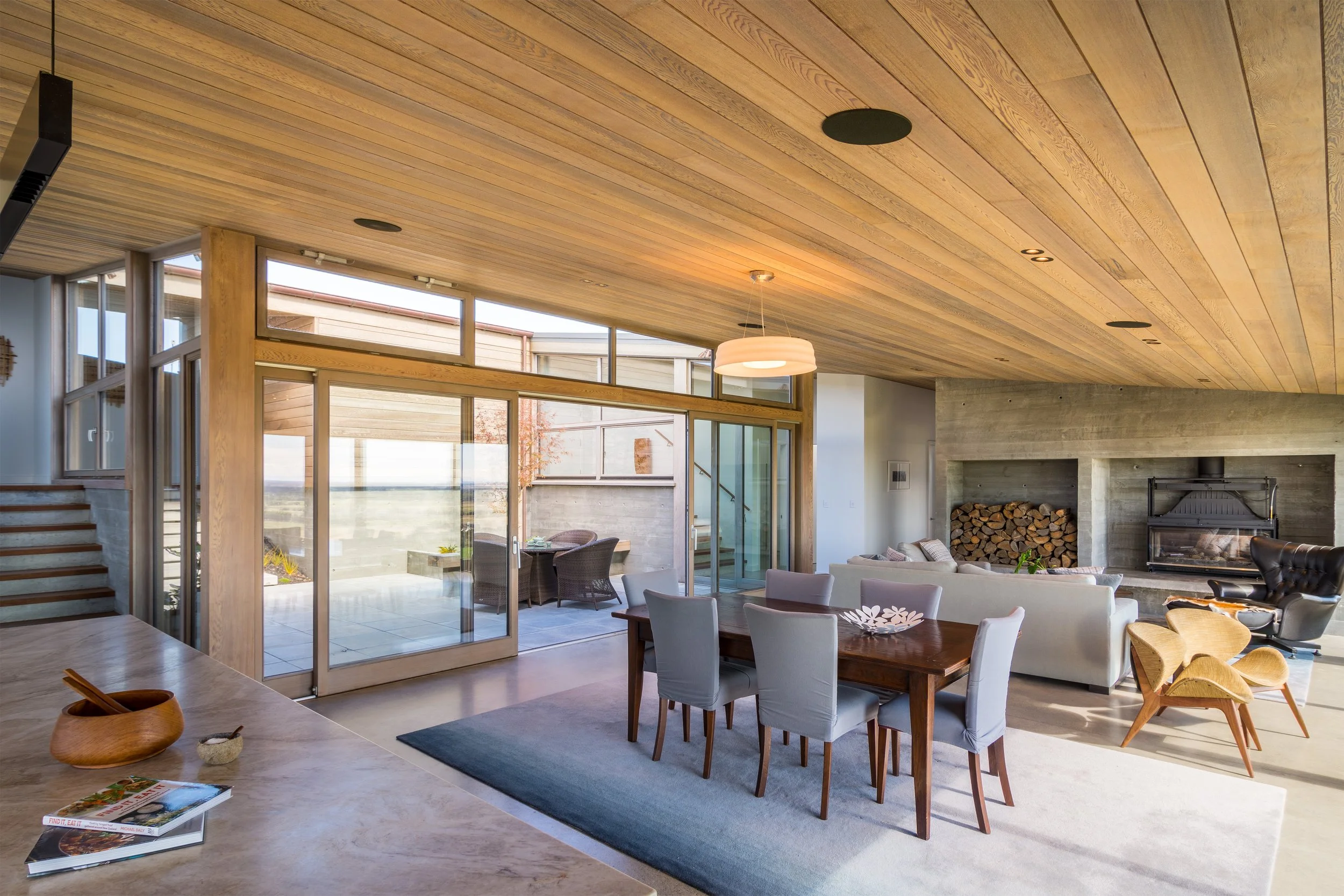 Cave House_Dining Room_Mick Stephenson_2.jpg