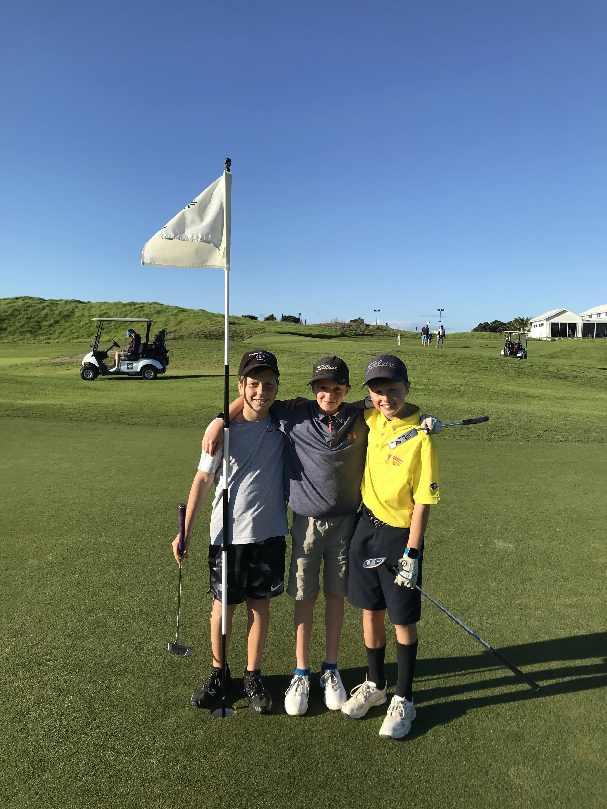 Productive Ways of Getting Your Kids to Love Golf 