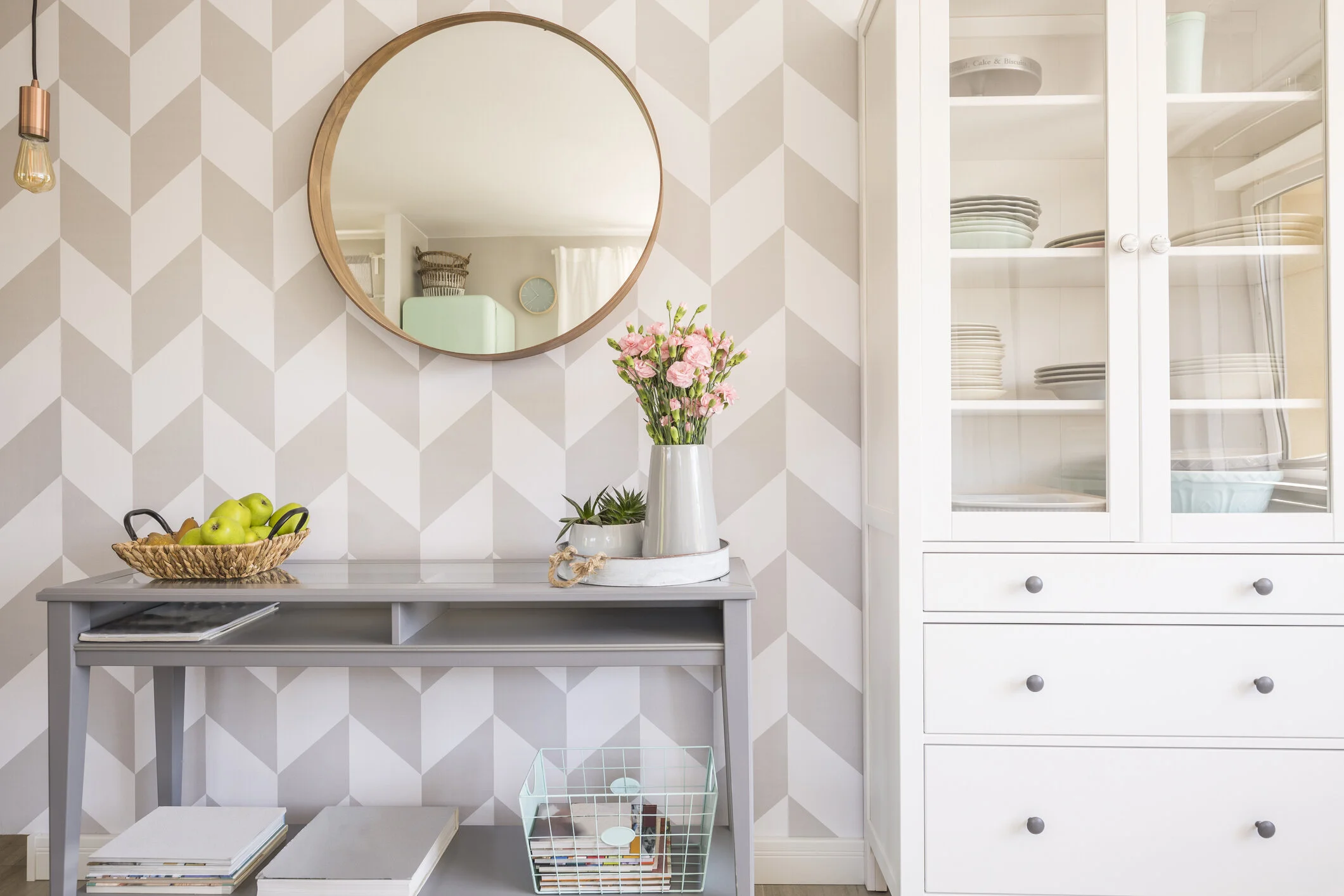7 interior decorating tips for spring summer