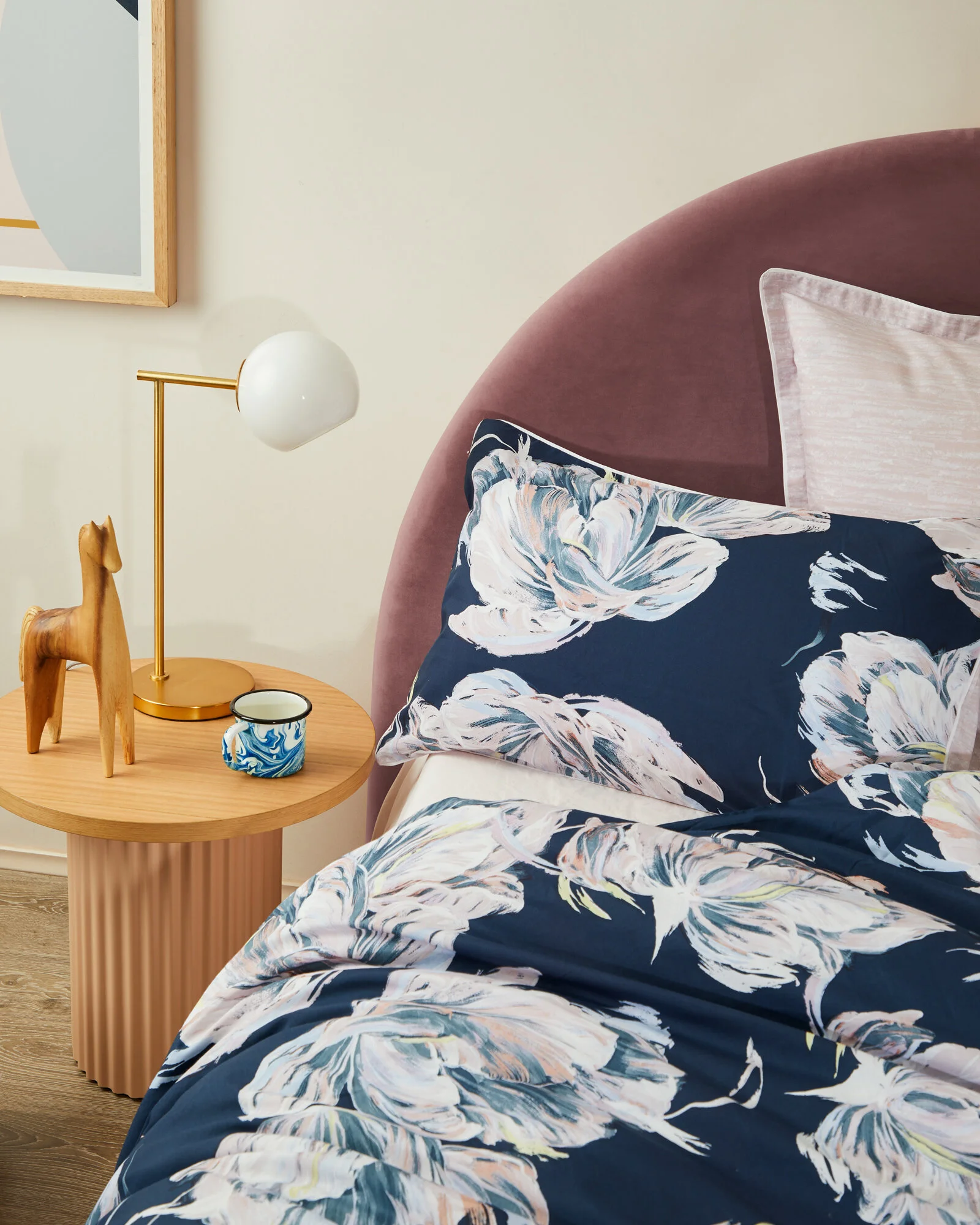 Legend Linen, Wholesale Linen and Manchester Supplies