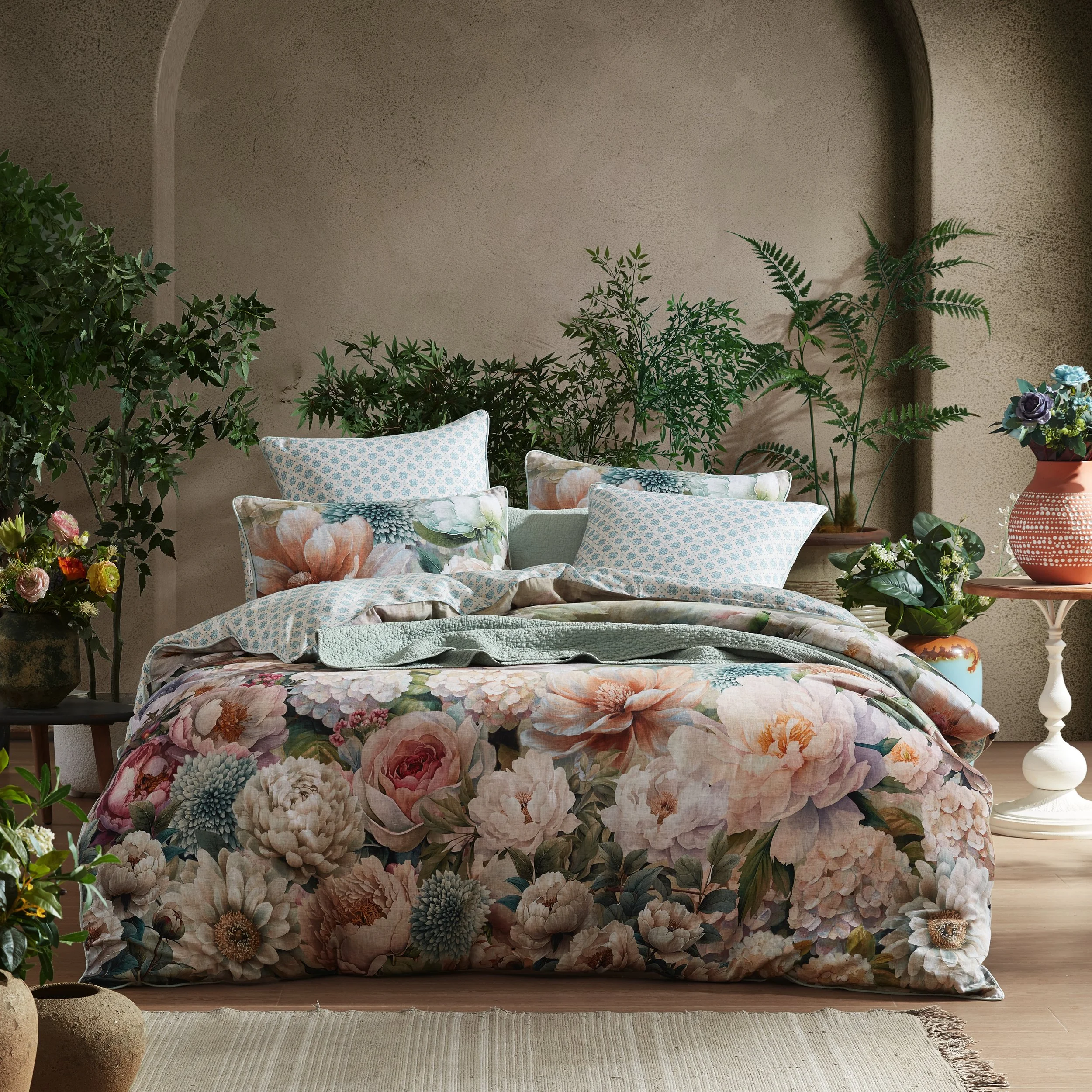 LM-HYDRANGEA MIST MULTI-FULL BED.jpg