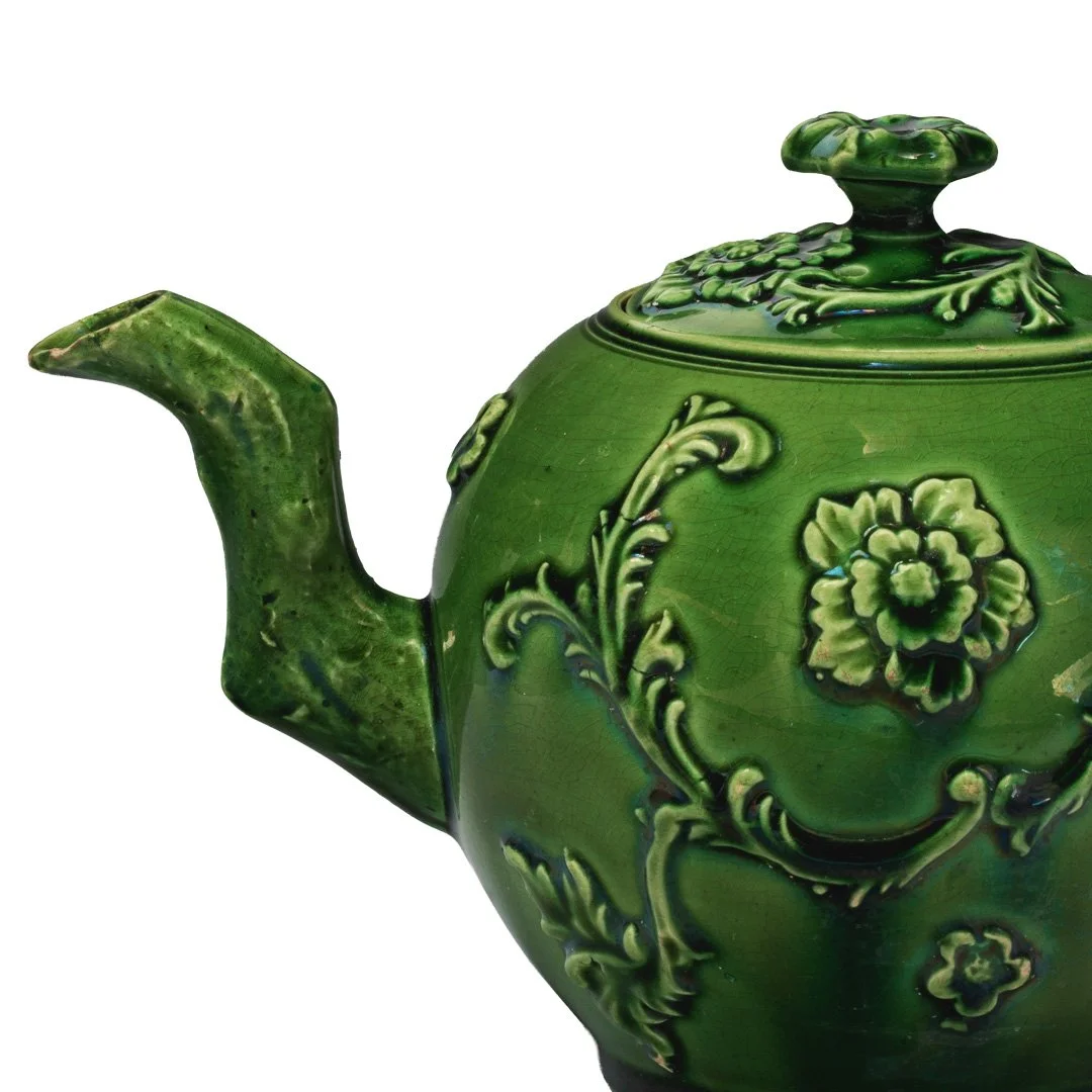 Members and Friends of the Arts Underground Ceramics Studio | Embellishment