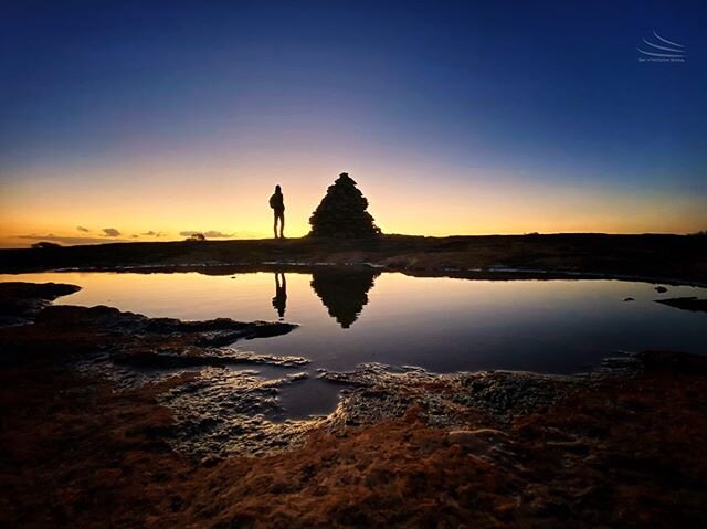 Splendid Isolation!
.
.
#abcmyphoto #skyworkswa @abcmidwestwa 
#thisiswa #wanderoutyonder @westernaustralia  #photooftheday @australiasgoldenoutback #seeaustralia #explorewa #goldenhour #duskreflections #dusk #reflections #silhouette #pinksky #morawa